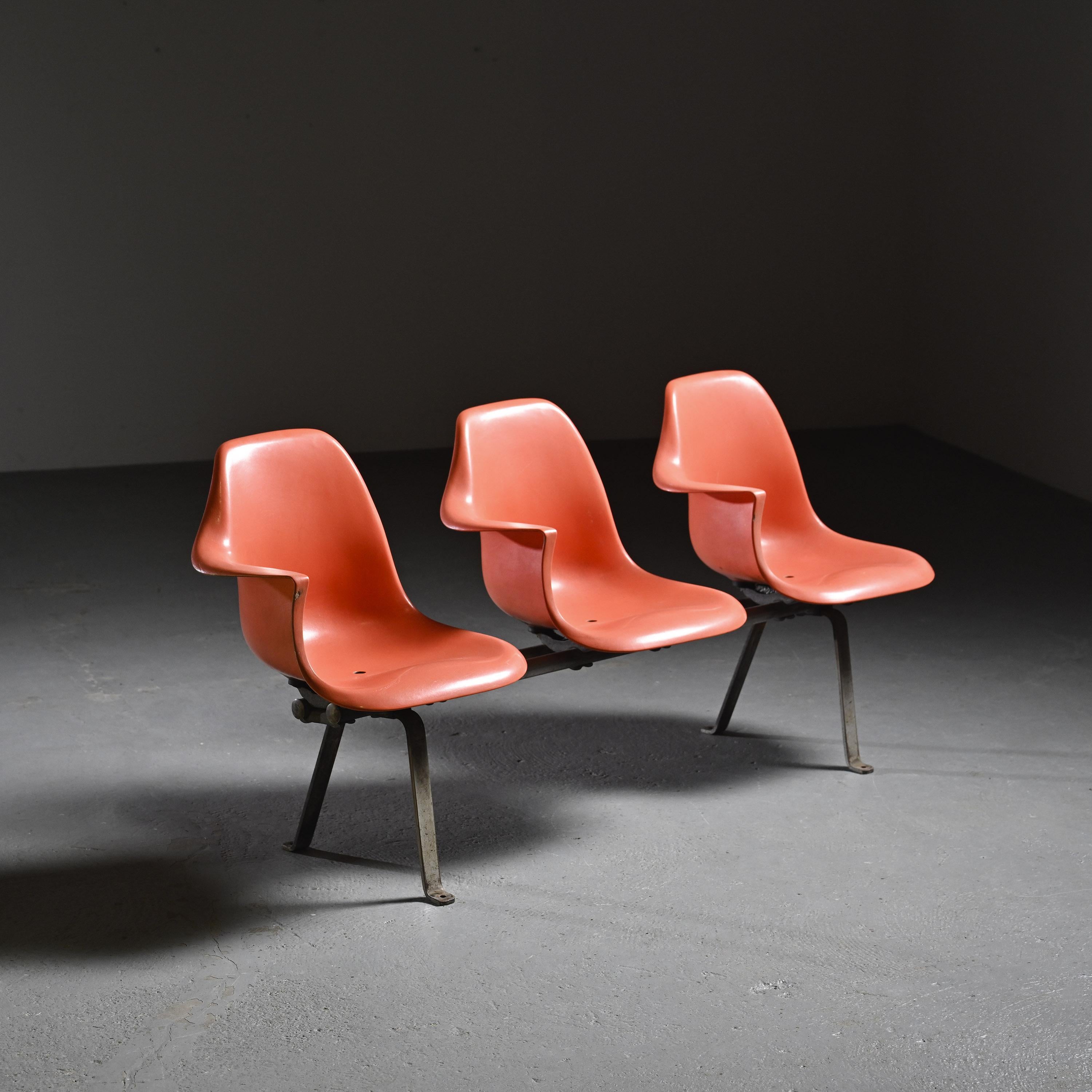 Banc d'arrêt de bus Kiyonori Kikutake & Itsuko Hasegawa, Japon 1965 en vente 4