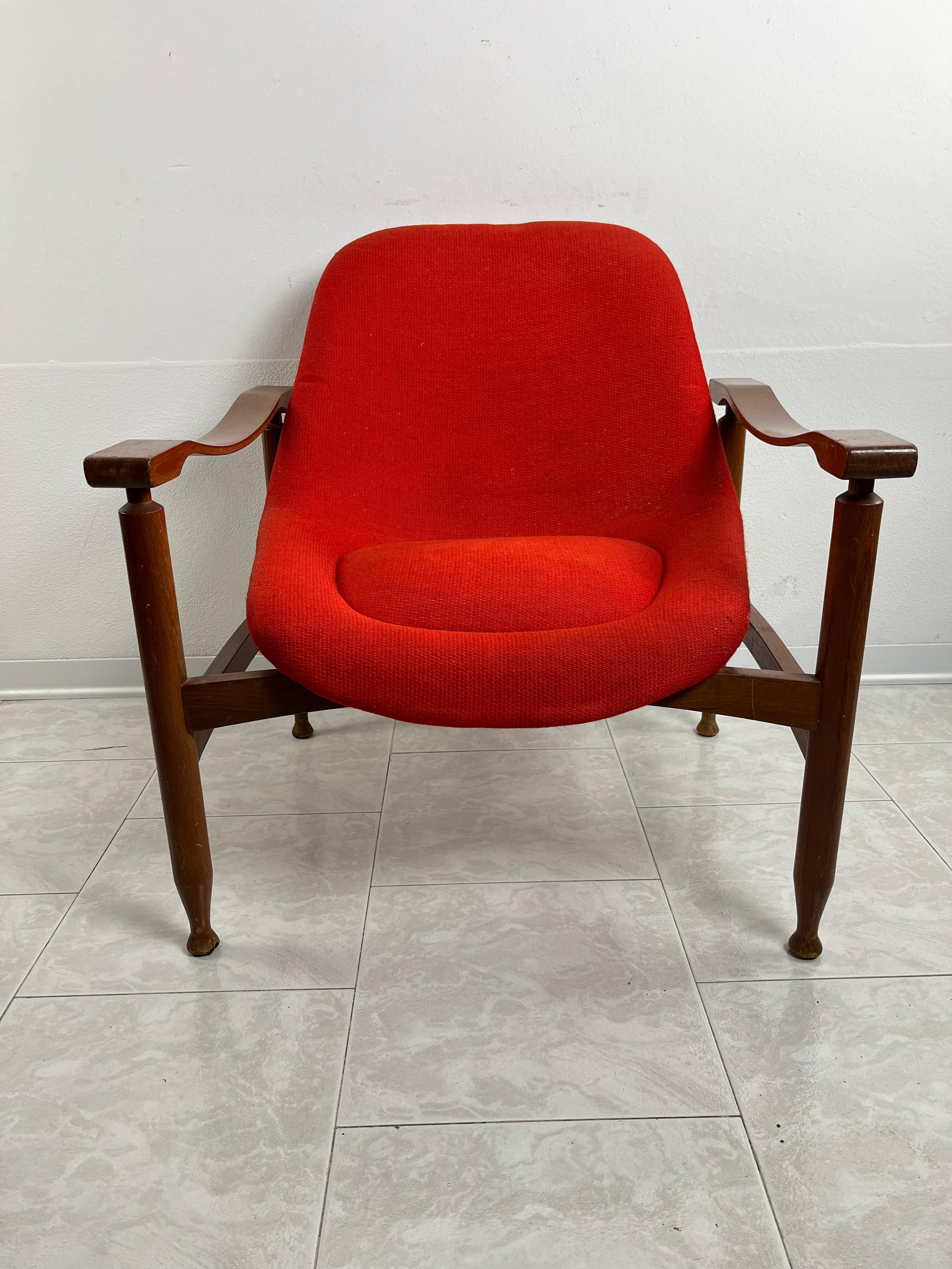 Busnelli Armchair Mid-Century Italian Design 1950s For Sale 5