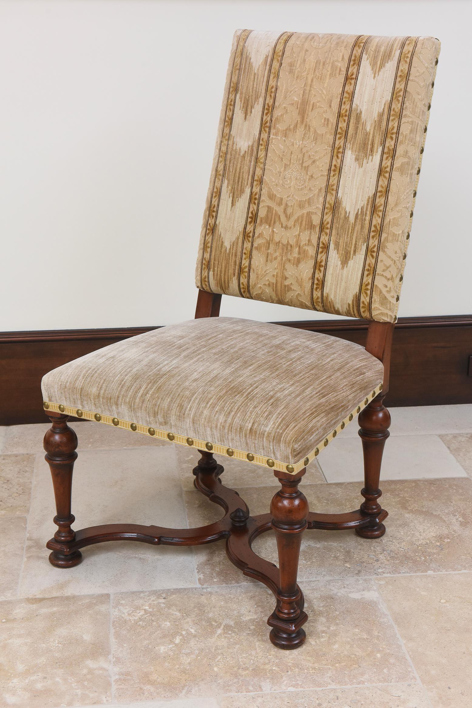 Fauteuil Bussandri Cultivated Dining - Lot de 8, début du 21e siècle Bon état - En vente à North Miami, FL