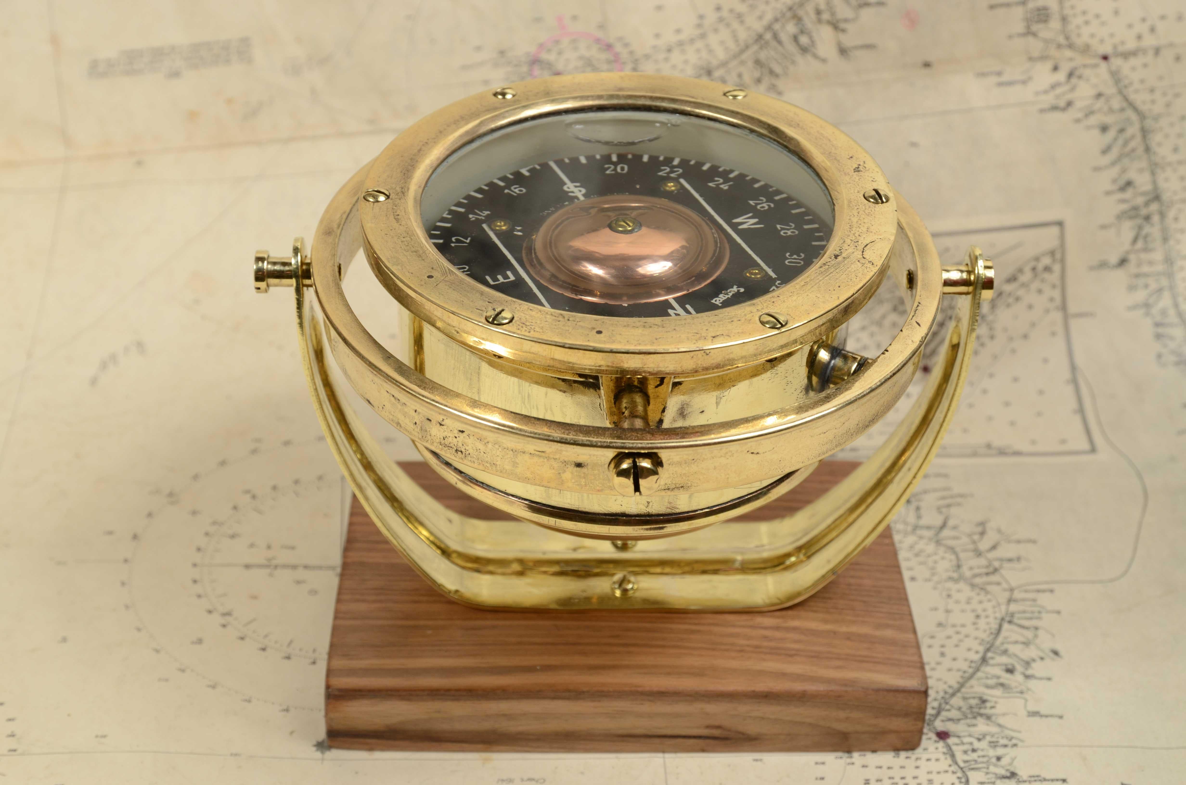 Aeronautical compass signed by Henry Browne & Son  Sestrel of the 1930s C8928 For Sale 1