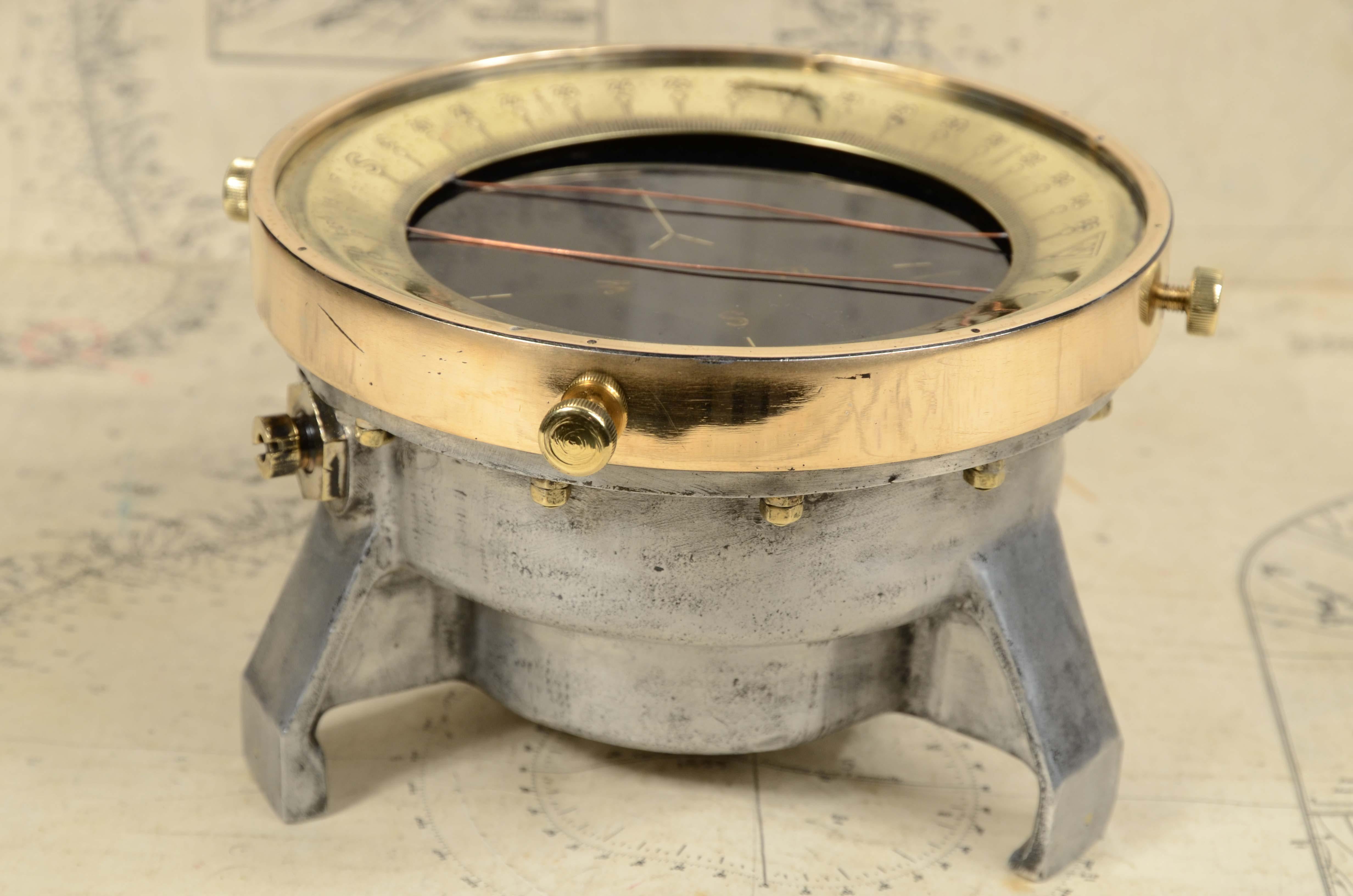 Brass and aluminum aviation compass complete with azimuth circle 1940 U.S.A For Sale 5