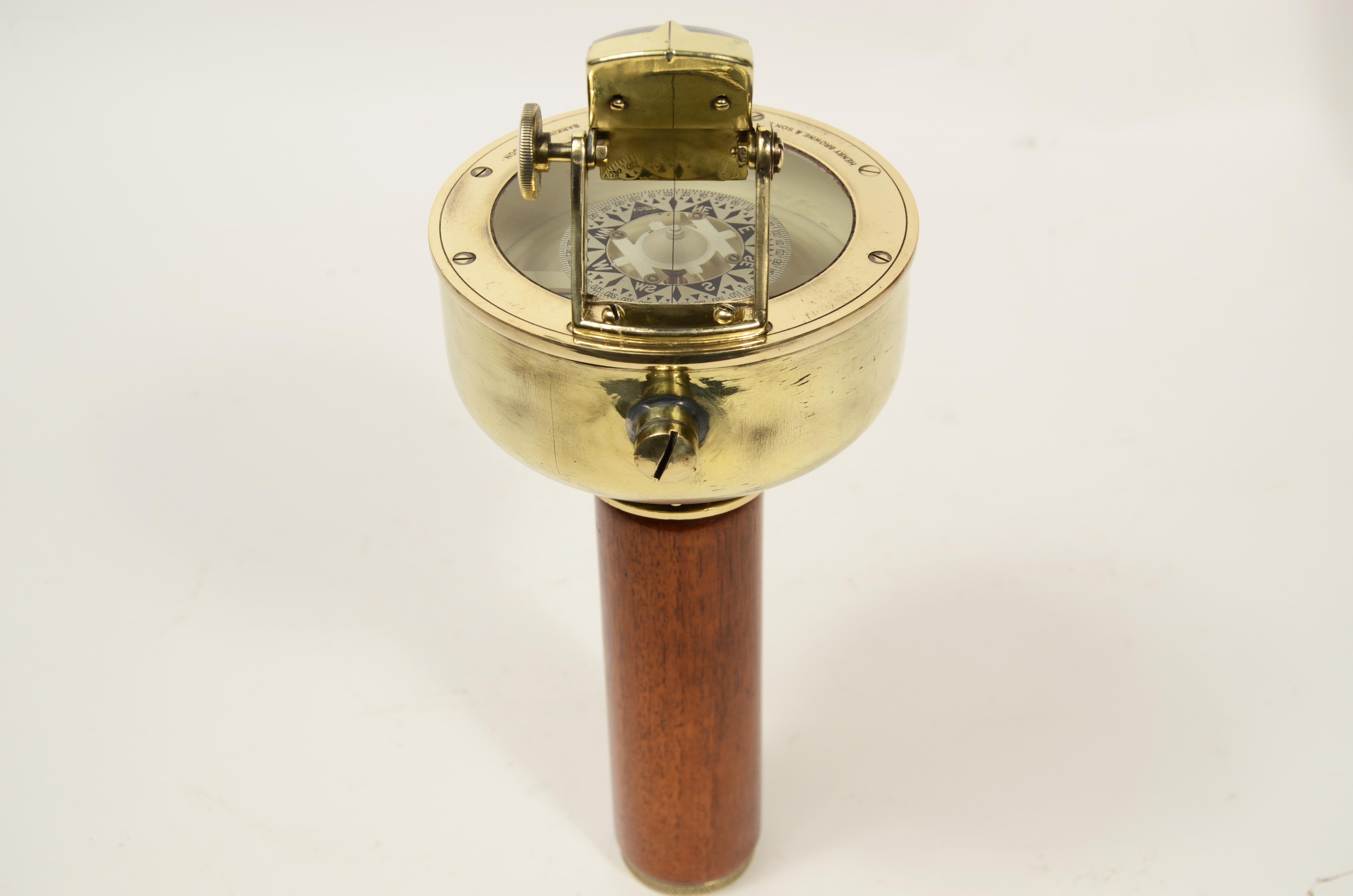 Bussola da rilevamento magnetico a mano firmata Henry Browne & Son Ltd  Sestrel in vendita 6