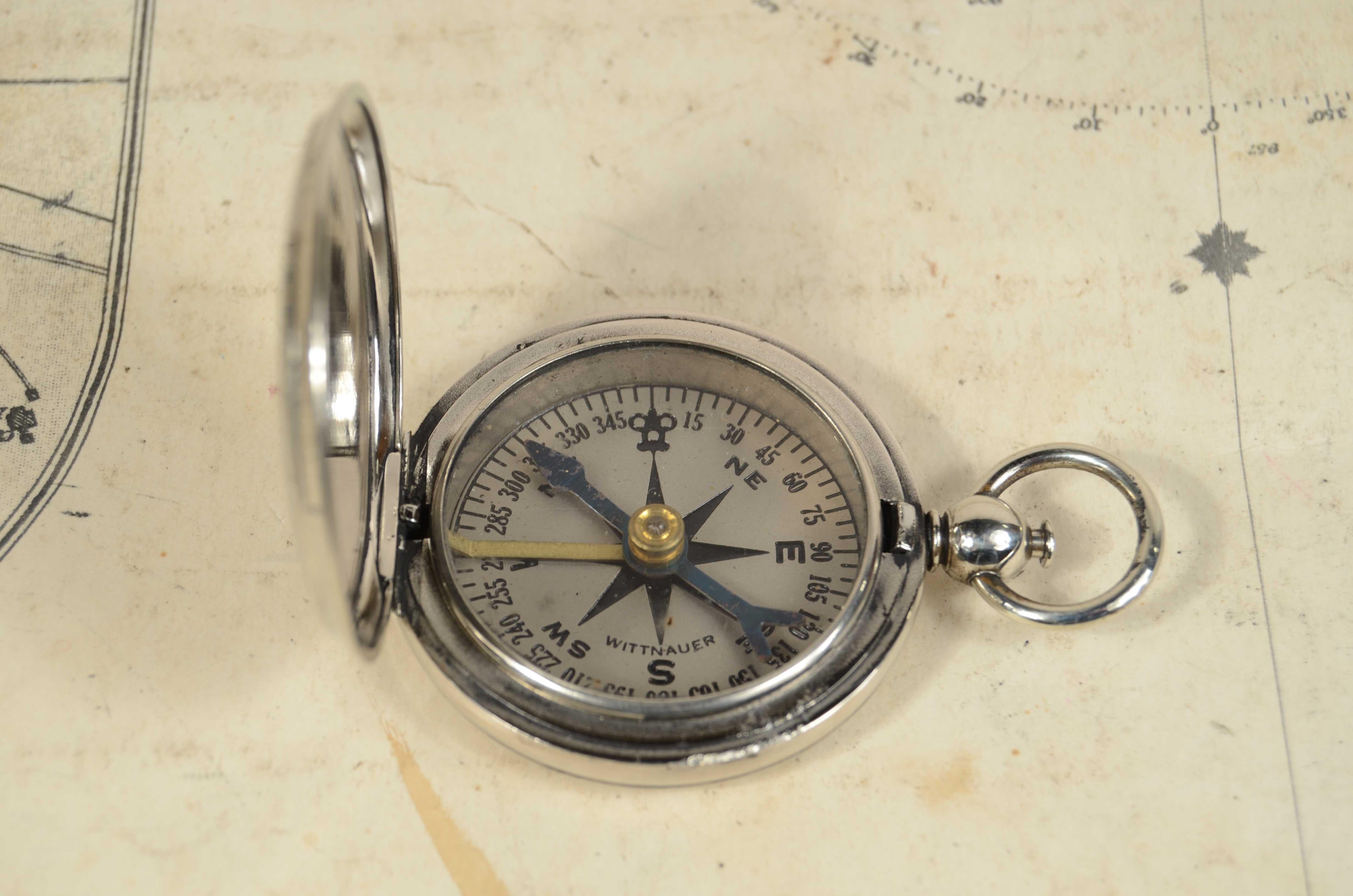 Early 20th Century U.S. Army officer's pocket compass during WW1 signed WITTNAUER For Sale