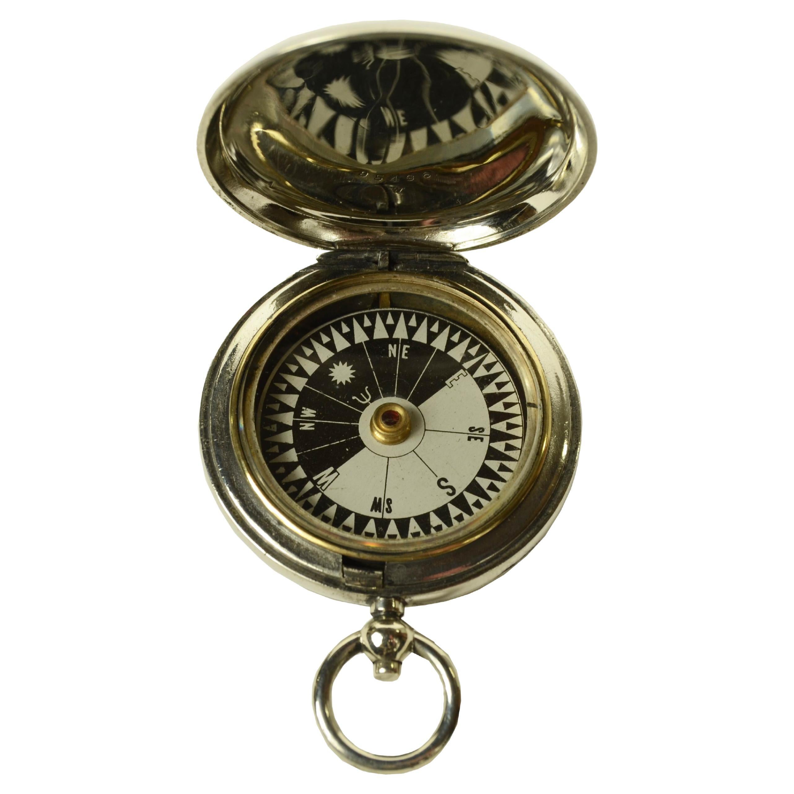 Dennison
s Taschenkompass im Einsatz bei den Offizieren der britischen Luftwaffe