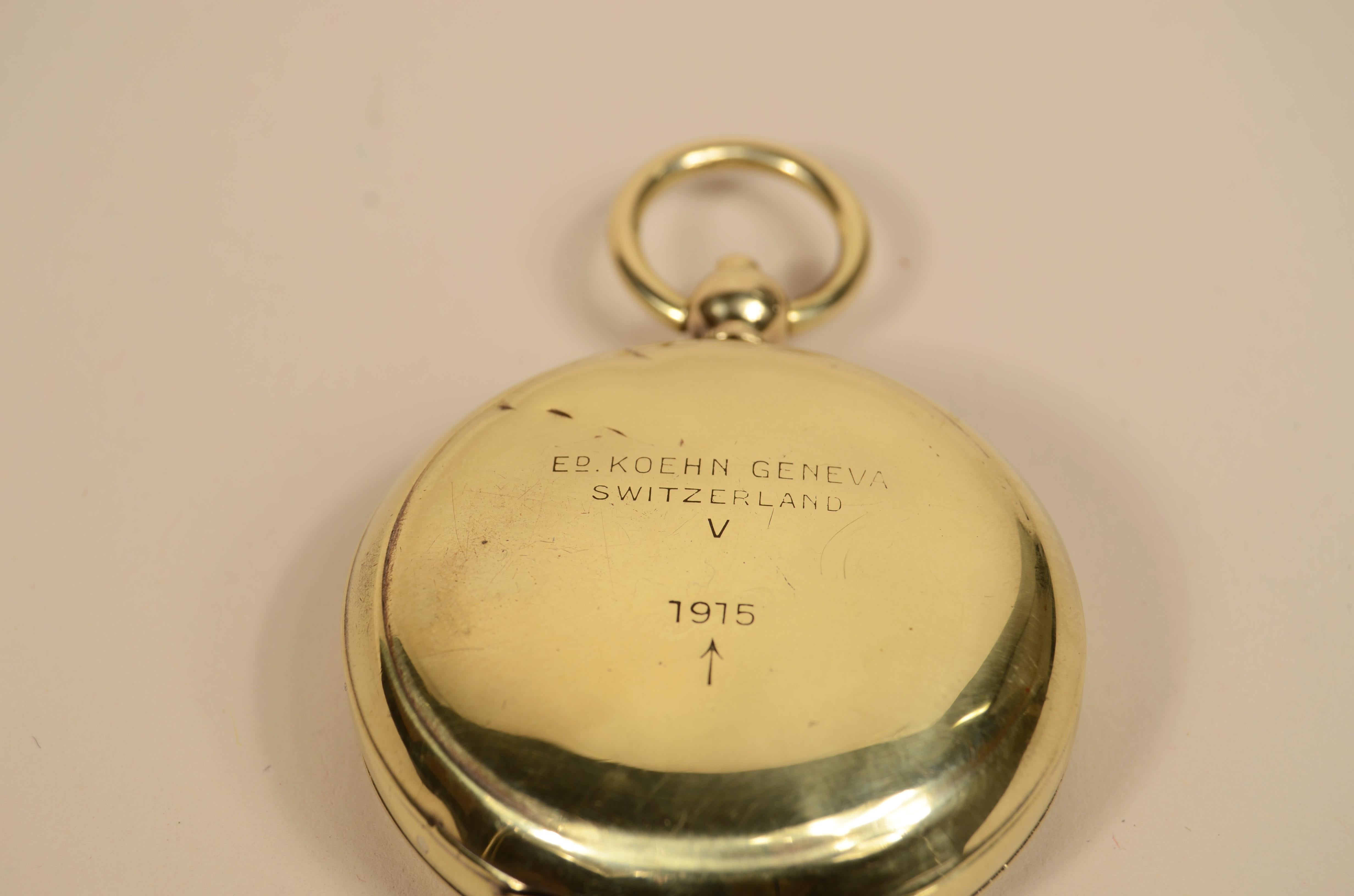 Boussole de poche officielle de l'armée de l'air britannique signée E. KOEHN Genève 1915 en vente 3