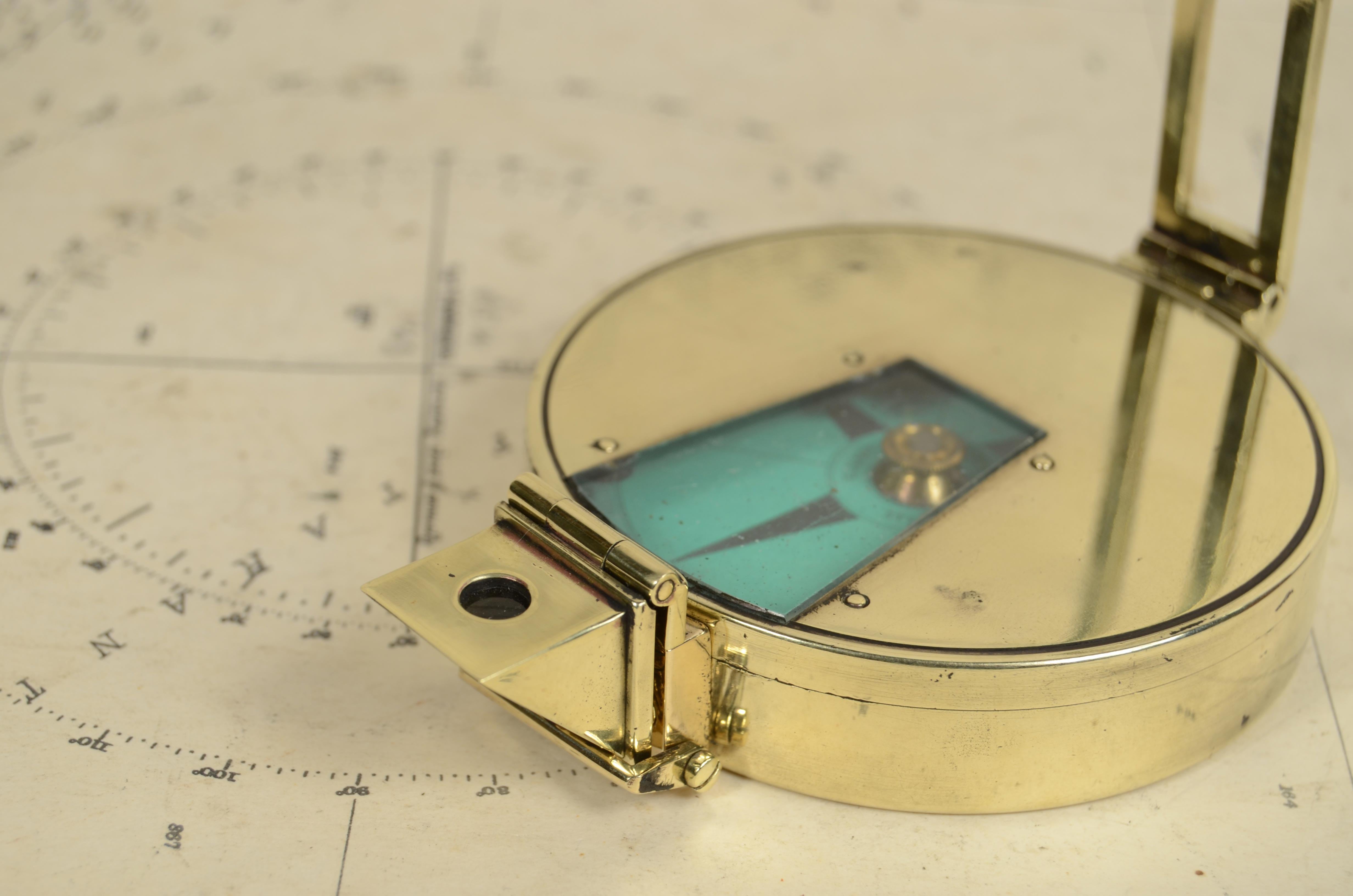 Compas magnétique nautique signé Elliott Bros London fin du 19ème siècle en vente 7