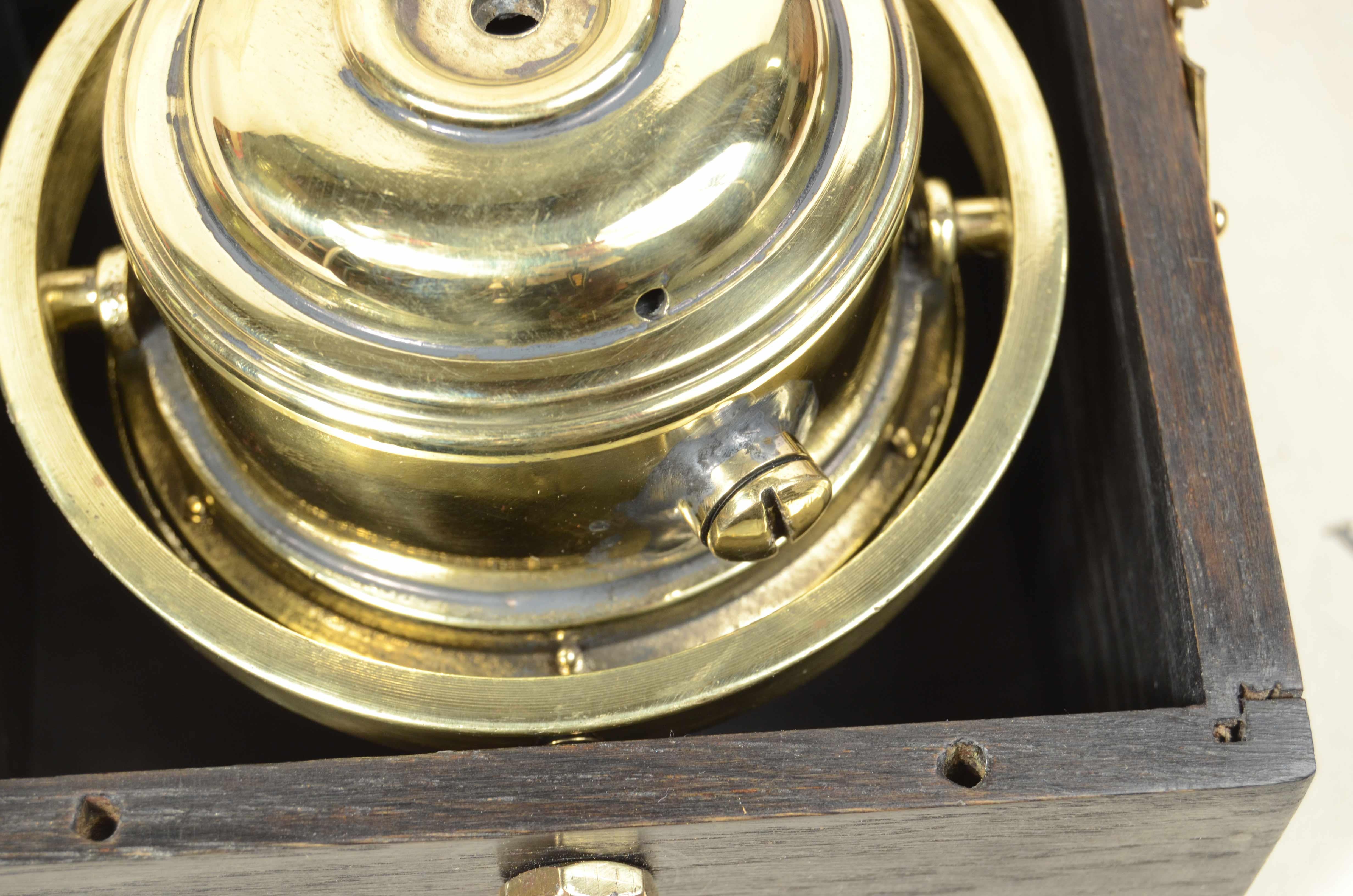 Nautischer Magnetkompass, signiert Henry Browne & Son Ltd Barking & London 1880 im Angebot 6