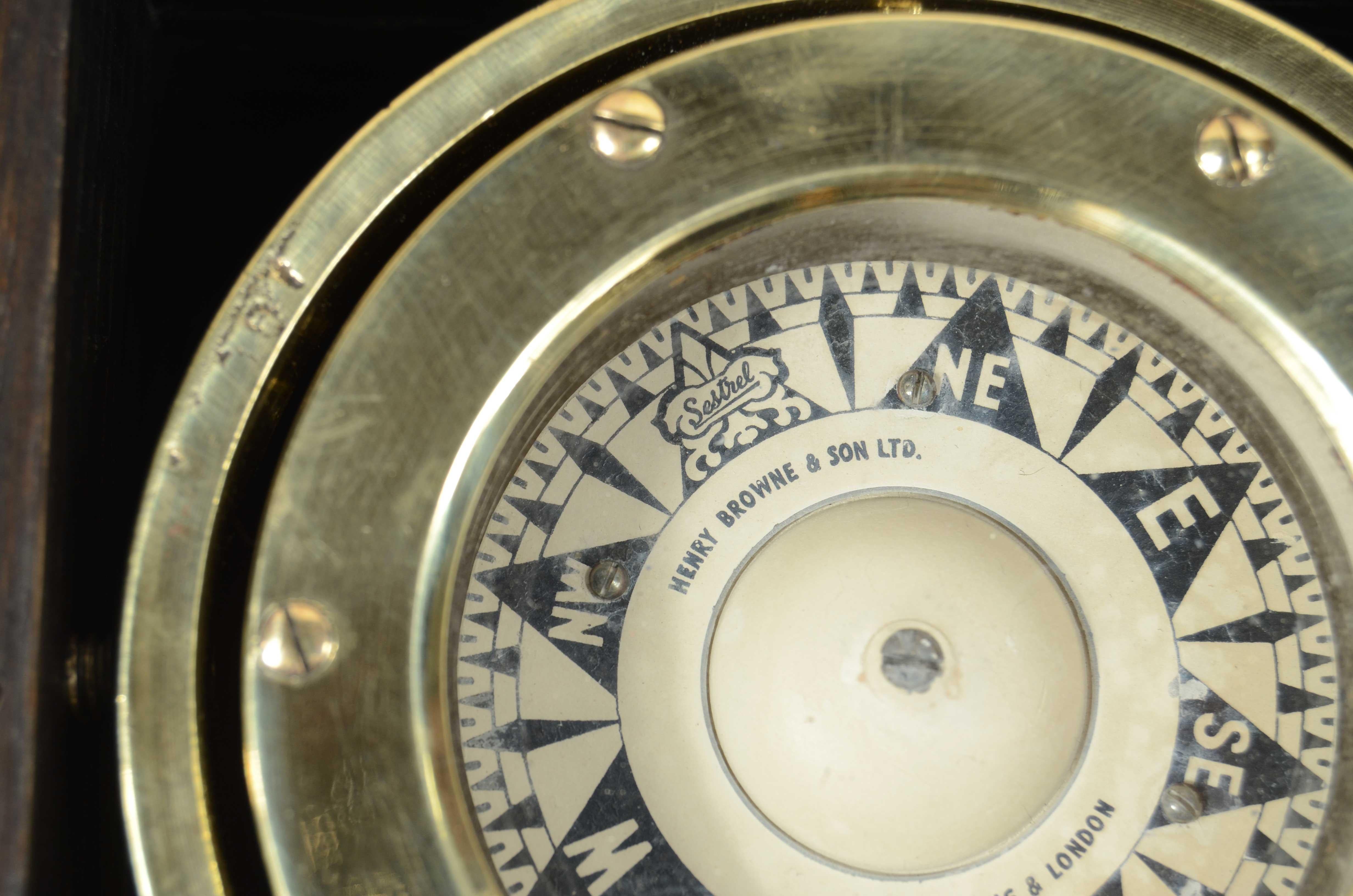 Nautischer Magnetkompass, signiert Henry Browne & Son Ltd Barking & London 1880 im Angebot 1