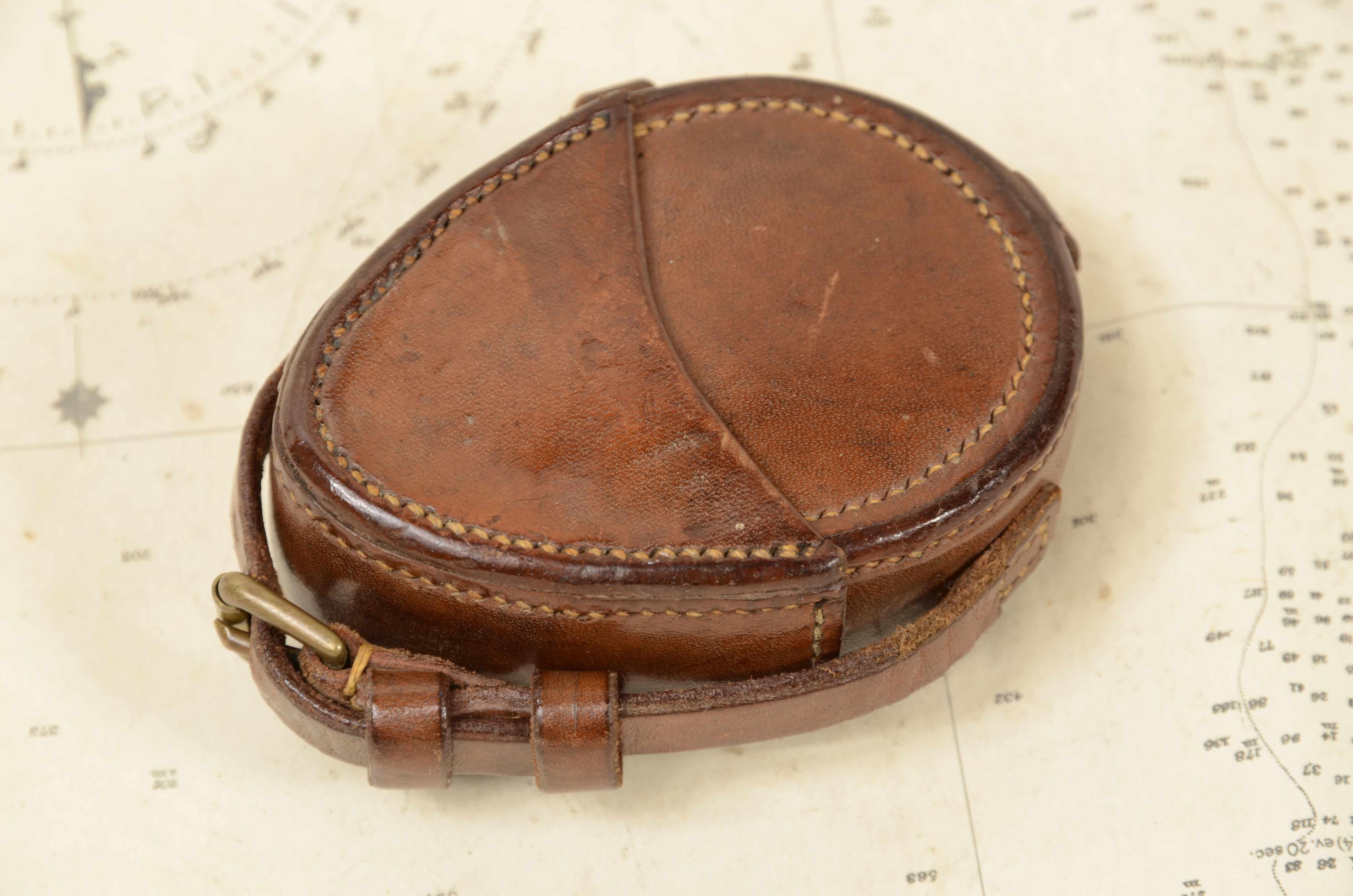 Bussola nautica da tasca in ottone del 1918  firmata S. Mordan & Co n. 6248. 8