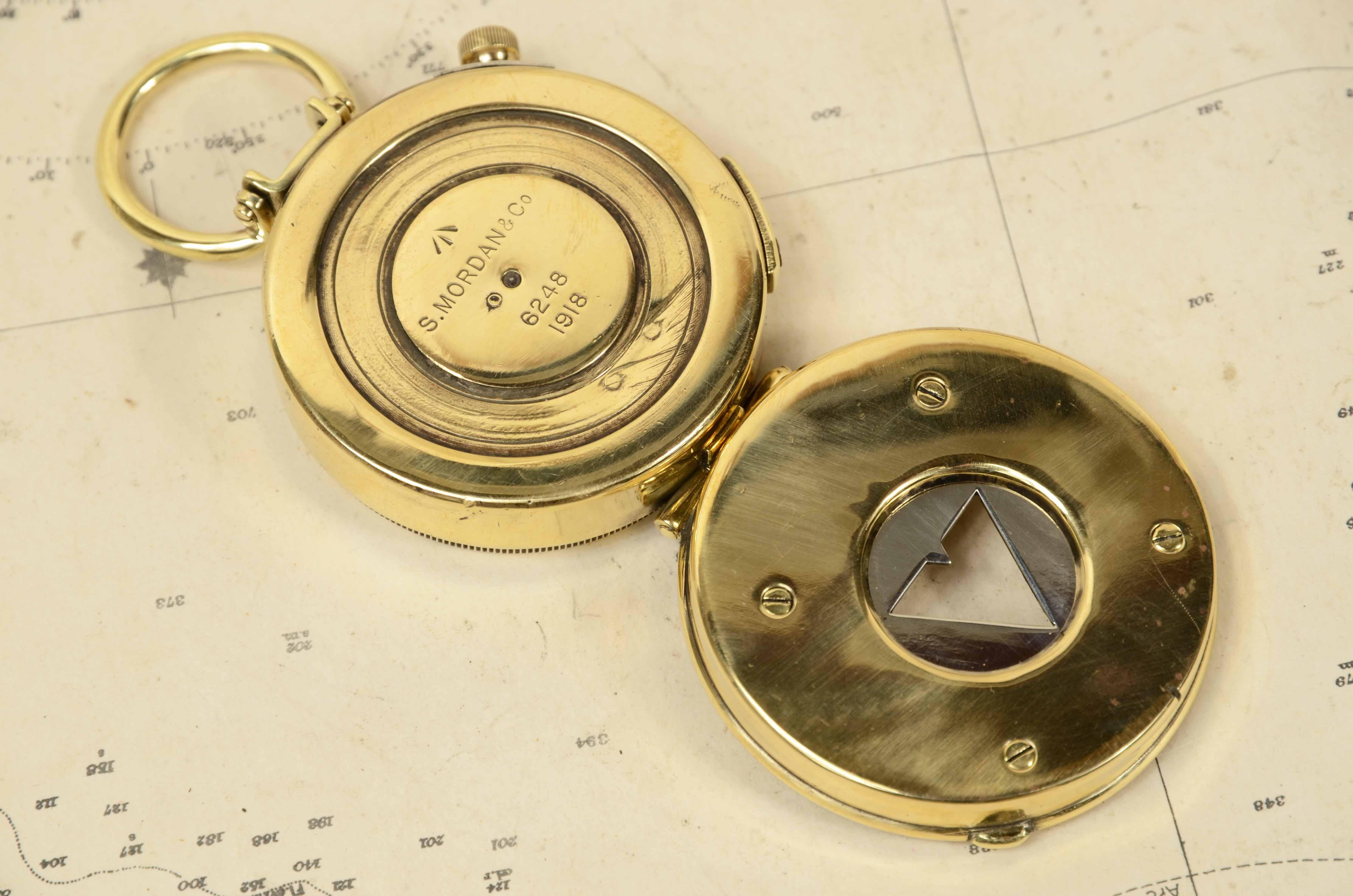 Bussola nautica da tasca in ottone del 1918  firmata S. Mordan & Co n. 6248. 2
