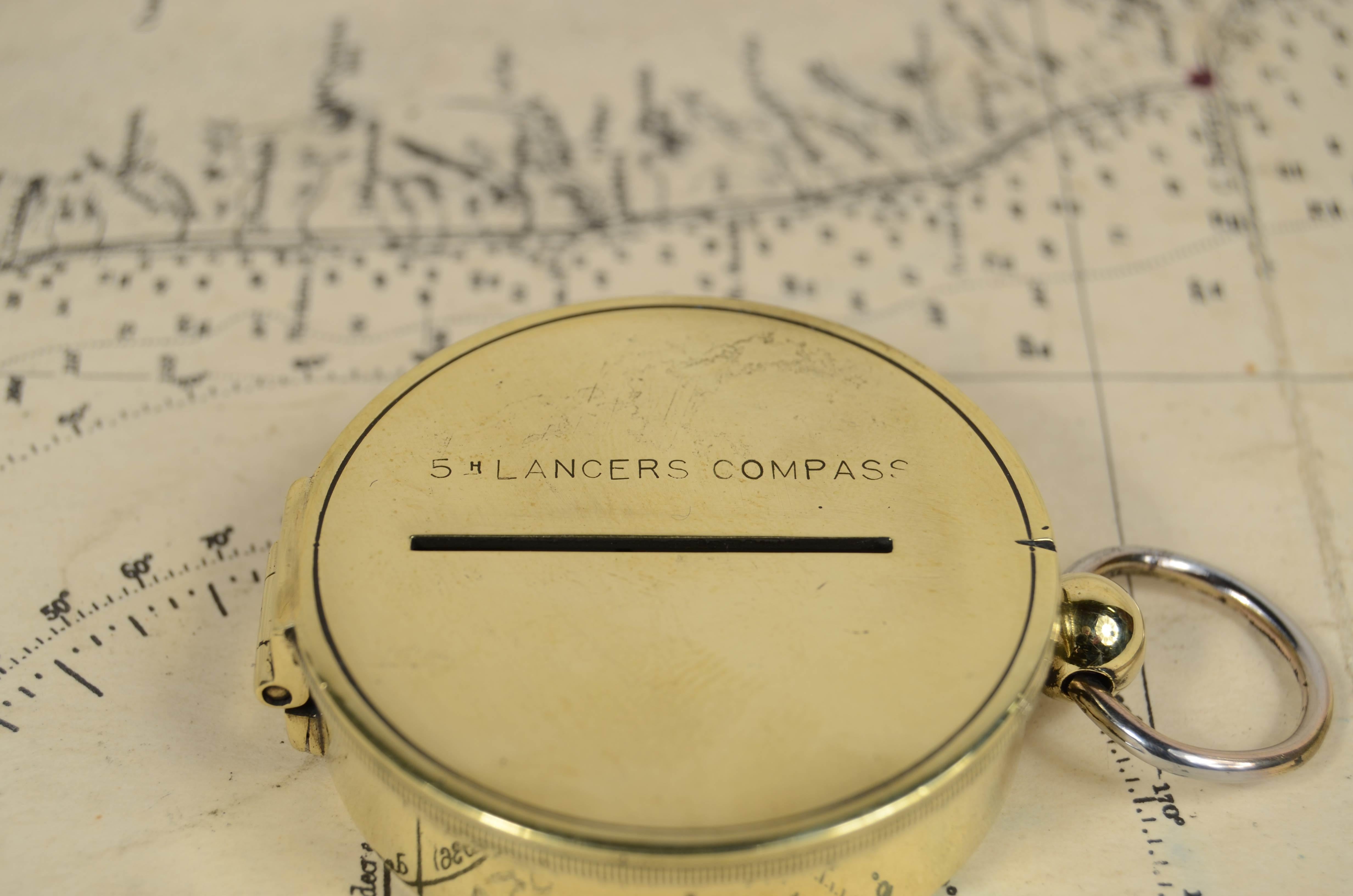 Bussola nautica da tasca in ottone, firmata 5m LANCERS COMPASS. Inghilterra 1920 For Sale 4