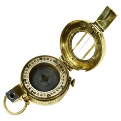Bussola prismatica da rilevamento firmata T.G. Co. Ltd London n. B312272 1945