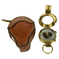 Bussola prismatica da rilevamento in ottone di J.M. Glauser London nel 1945