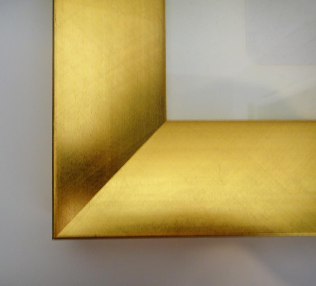 Bussolari Giltwood Double Photo Frame

Offered for sale is an elegant new giltwood double picture frame from Bussolari. The frame can be displayed vertically or horizontally.