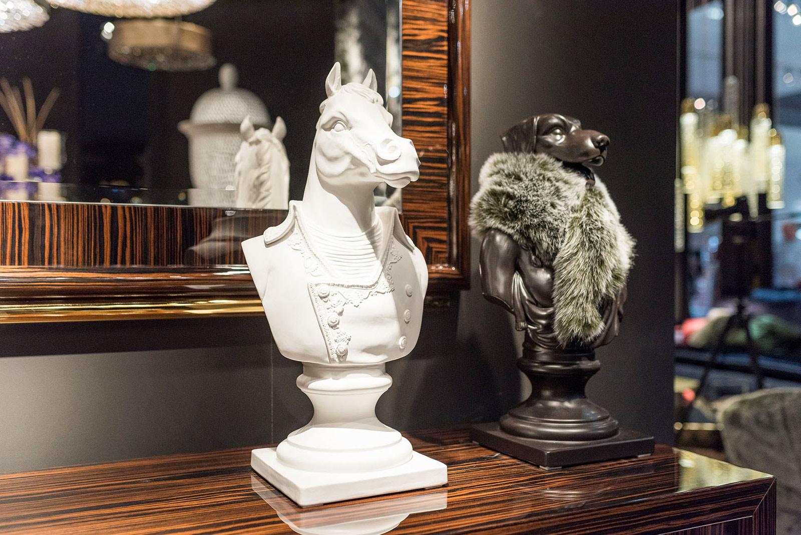 Buste Argo blanc, en céramique, Italie en vente 4