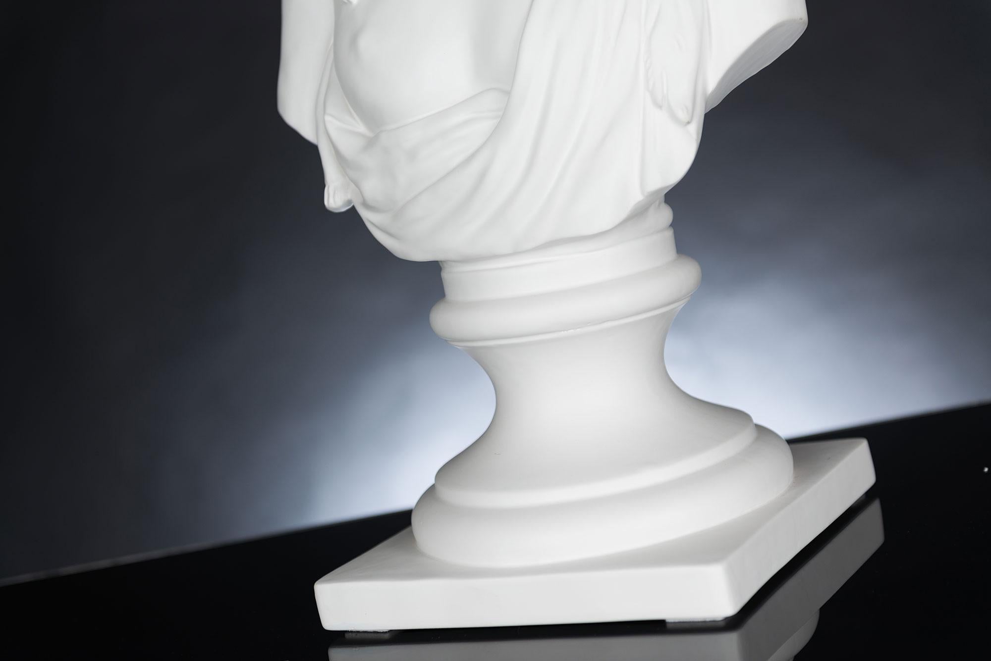 Buste Argo blanc, en céramique, Italie en vente 1