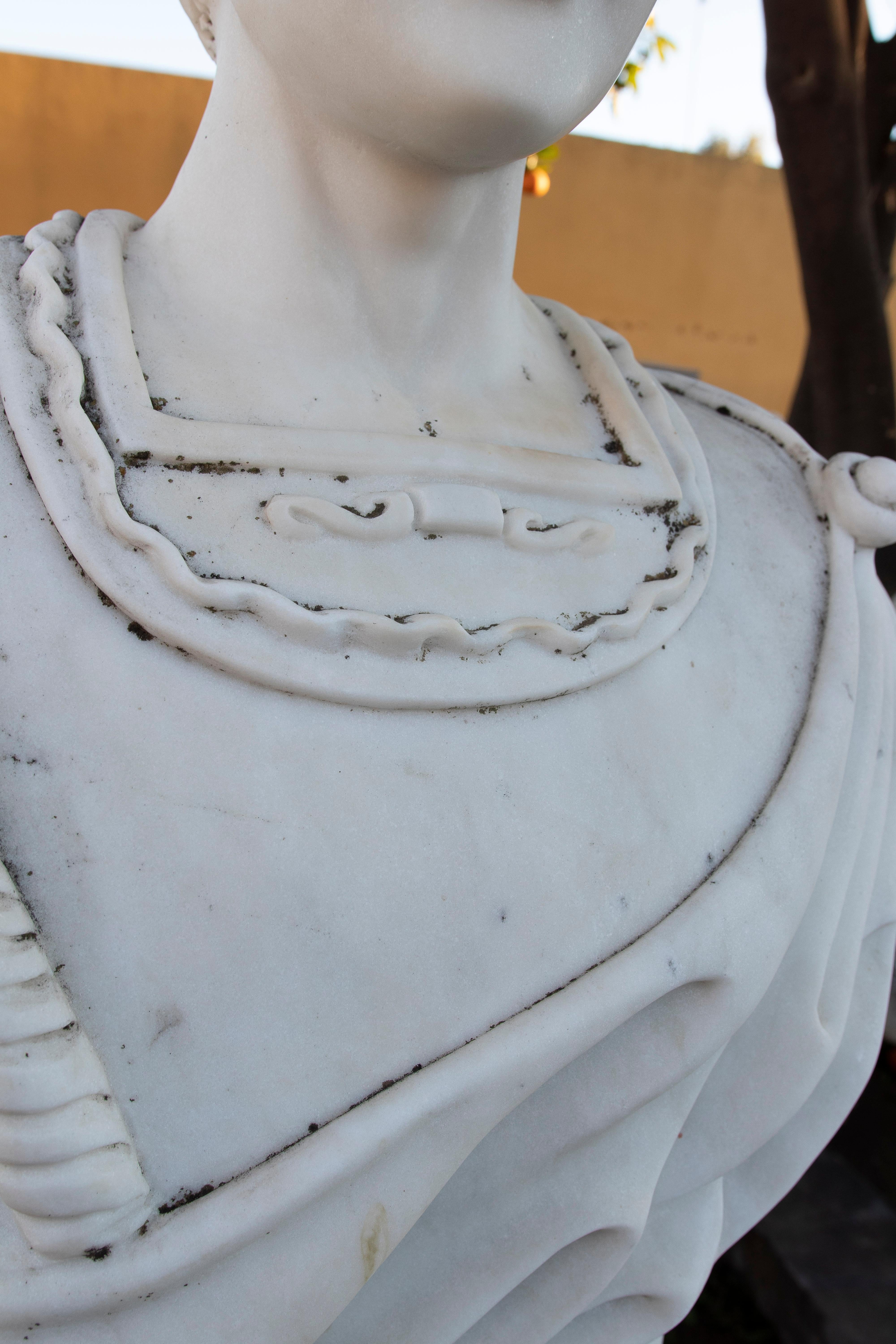 Bust of a Roman Character with Toga, Hand Carved in White Marble For Sale 1
