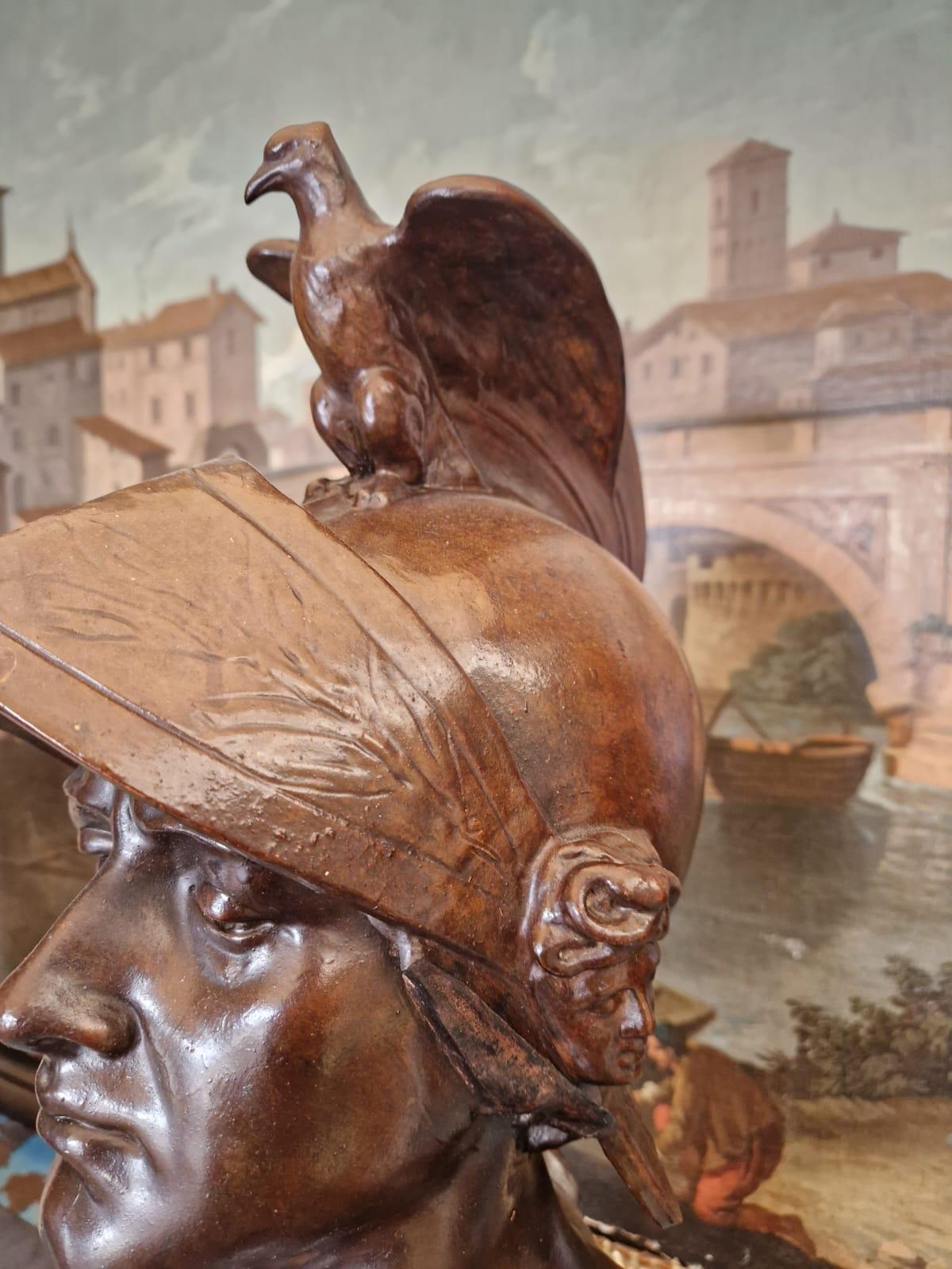 Buste d'un soldat romain par la manufacture Goldscheider Circa 1900 Excellent état - En vente à BORDEAUX, FR