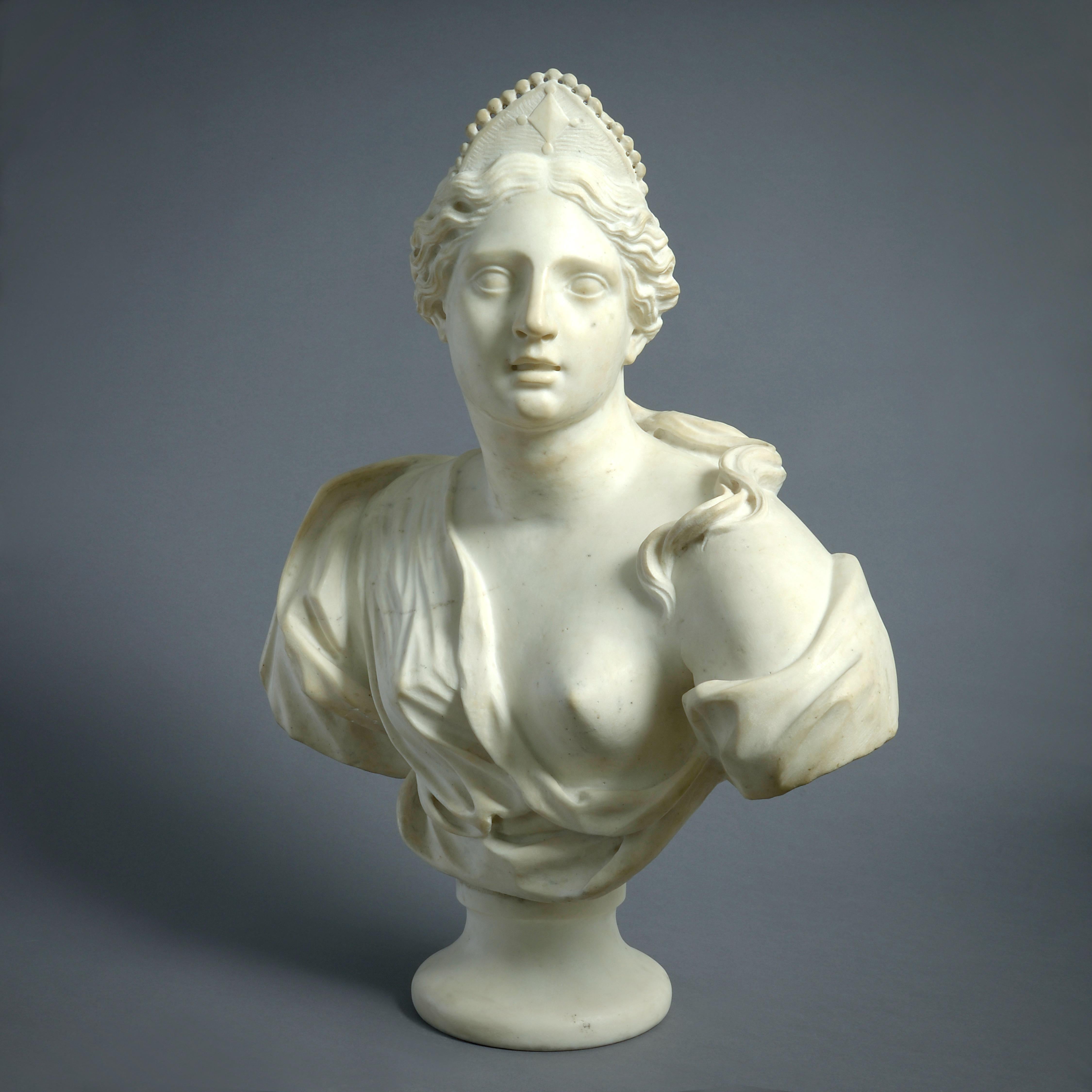 Busto di donna con diadema In condizioni buone in vendita a London, GB