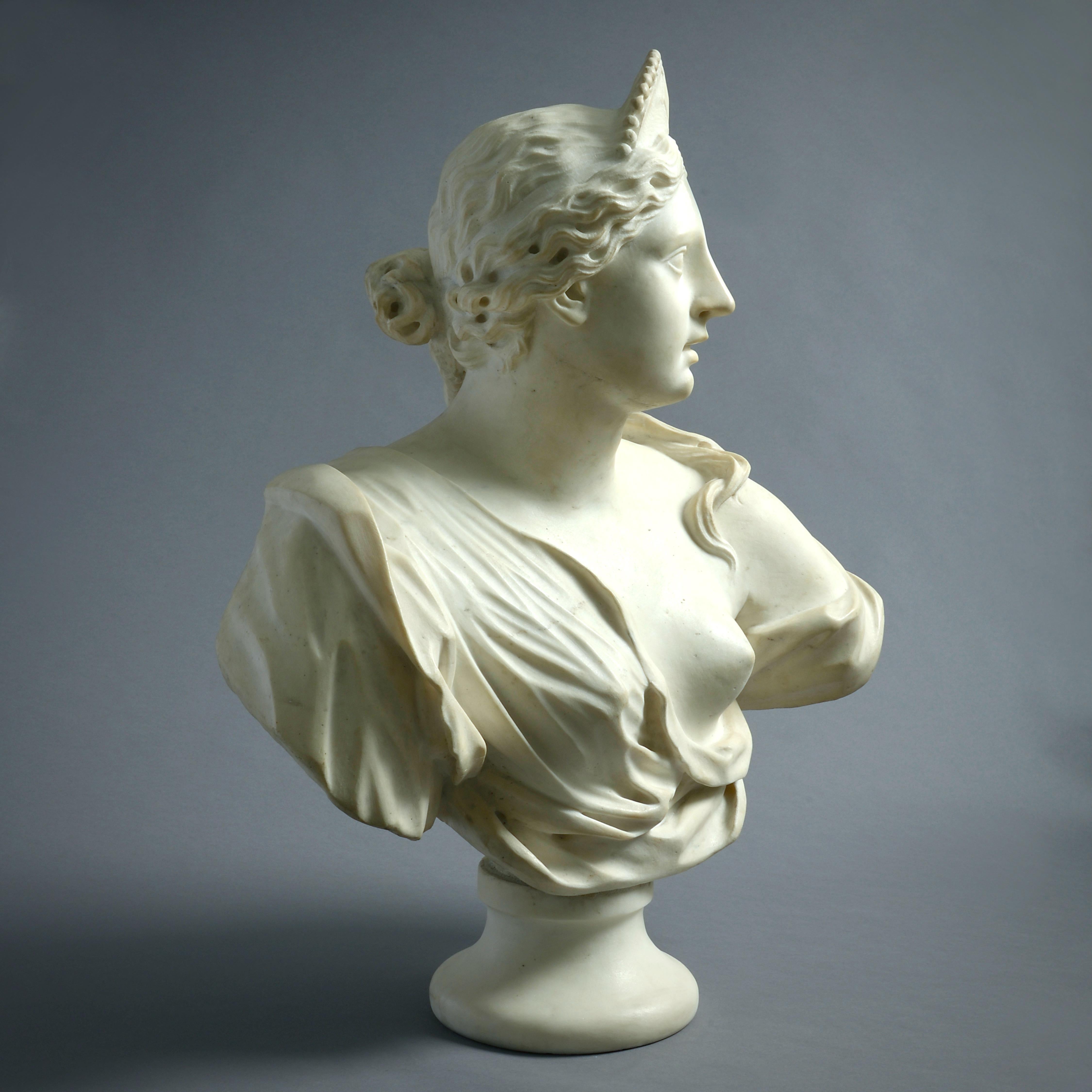 XVIII secolo Busto di donna con diadema in vendita