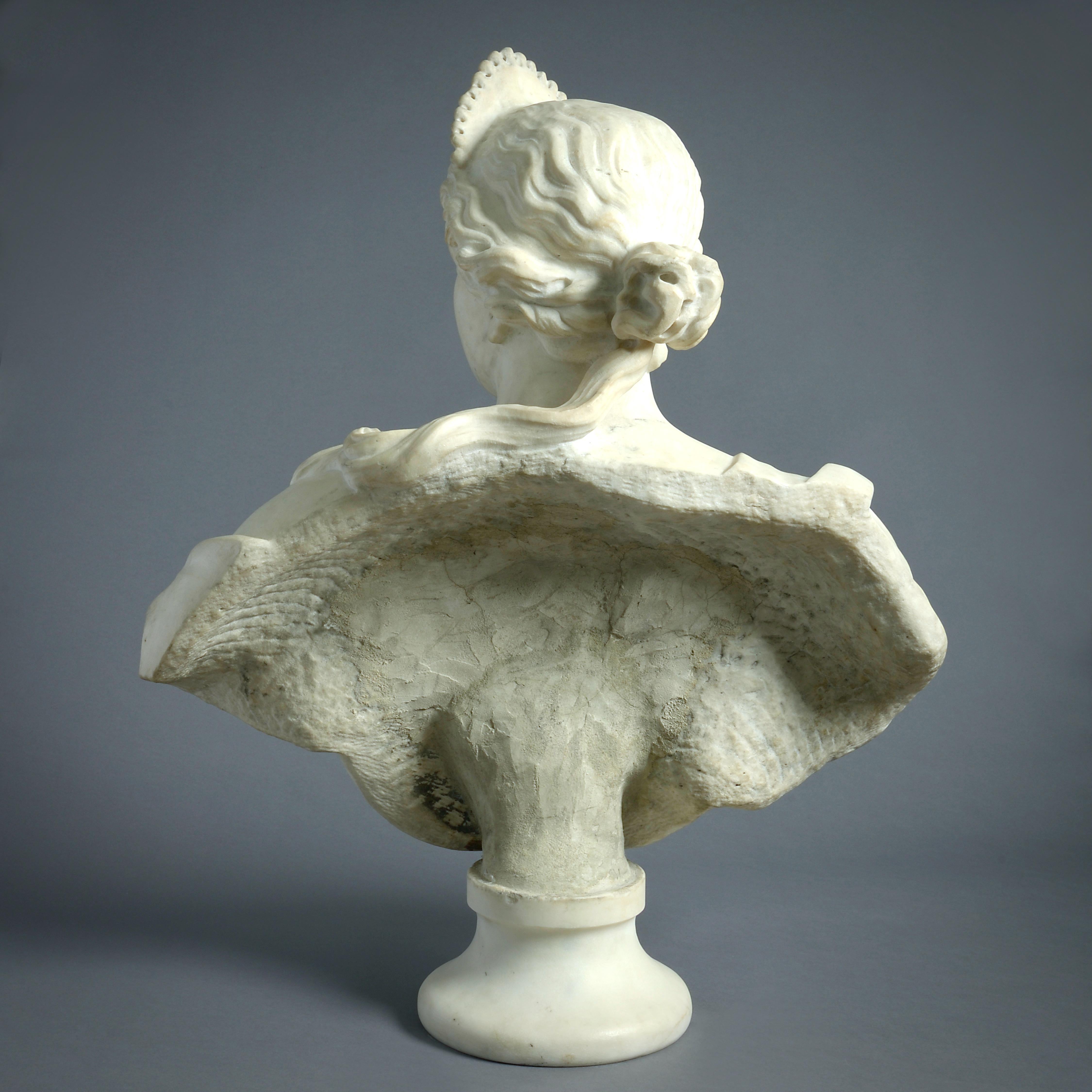 Marmo statuario Busto di donna con diadema in vendita