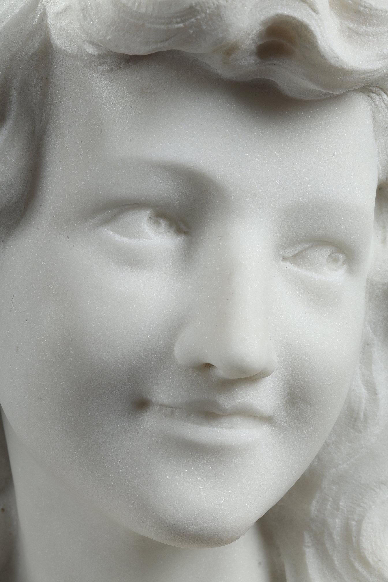 Bust of a young woman in Carrara marble, 19th century For Sale 6