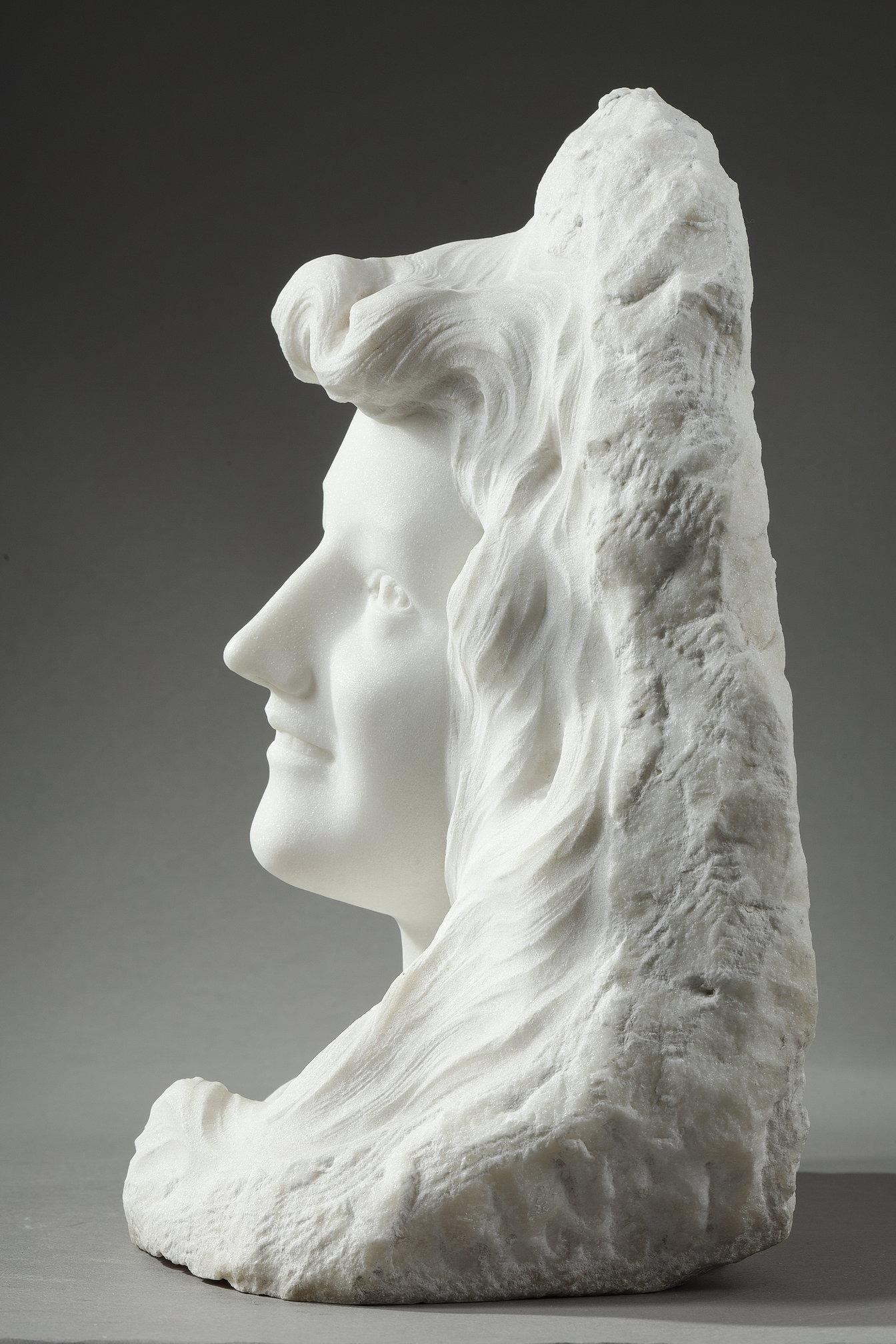 Carrara Marble Bust of a young woman in Carrara marble, 19th century For Sale