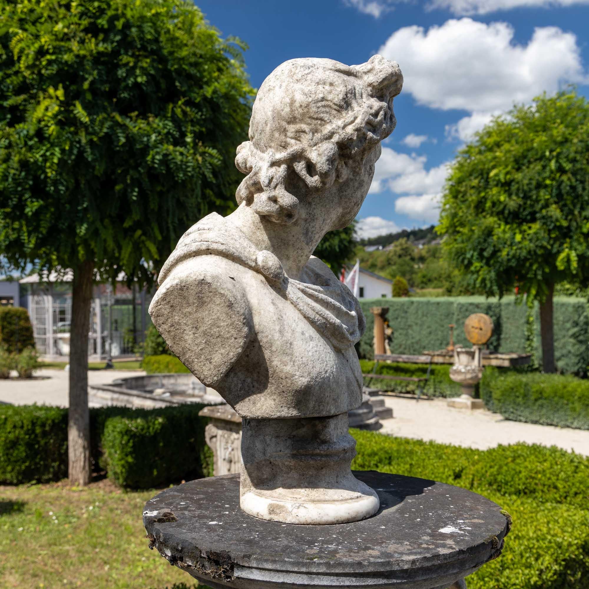 Skulptur des Apollo Belvedere aus Granit, 19. Jahrhundert im Angebot 3