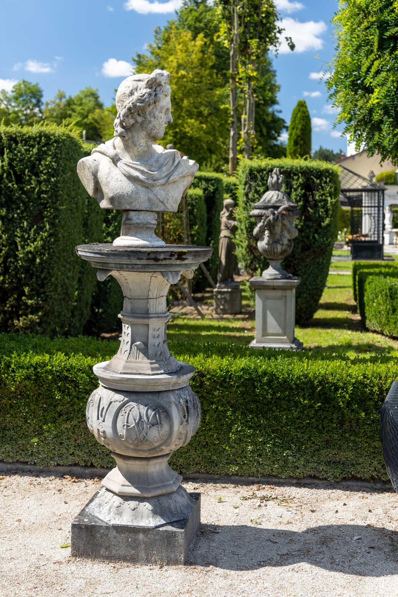 Skulptur des Apollo Belvedere aus Granit, 19. Jahrhundert im Angebot 5