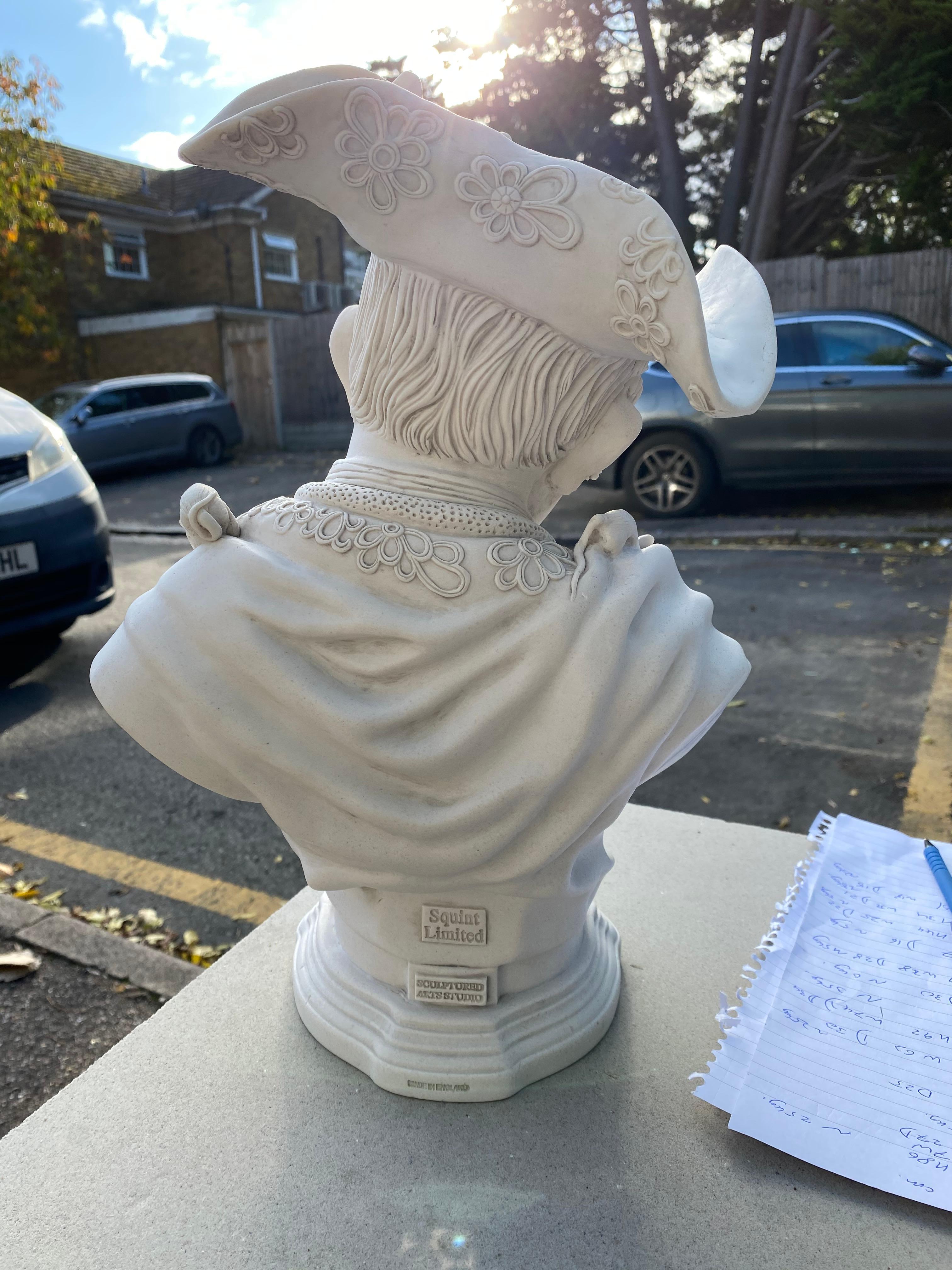 Busto del Barone Schmiedel - Scultura classica del XX secolo in vendita 4