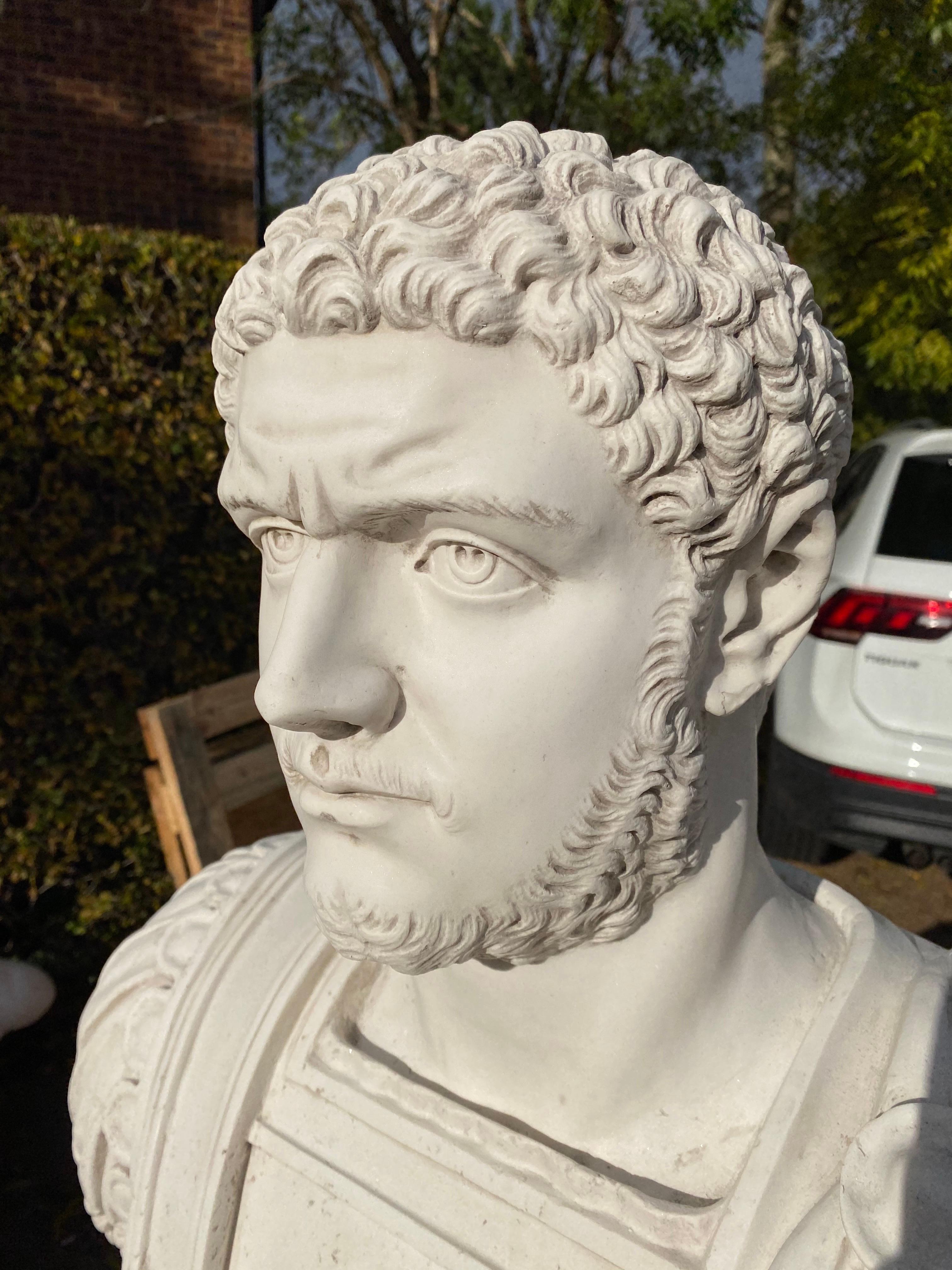 Bust of Caracalla – Skulptur eines römischen Kaisers des 20. Jahrhunderts (Europäisch) im Angebot