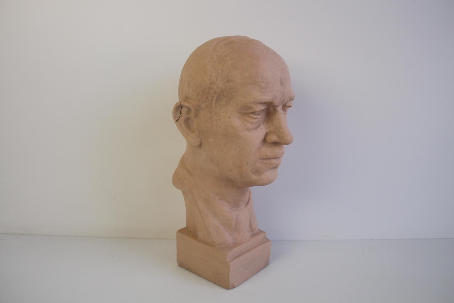 Bust of Edvard Beneš, President of Czechoslovakia, 1946 In Good Condition For Sale In Praha, CZ