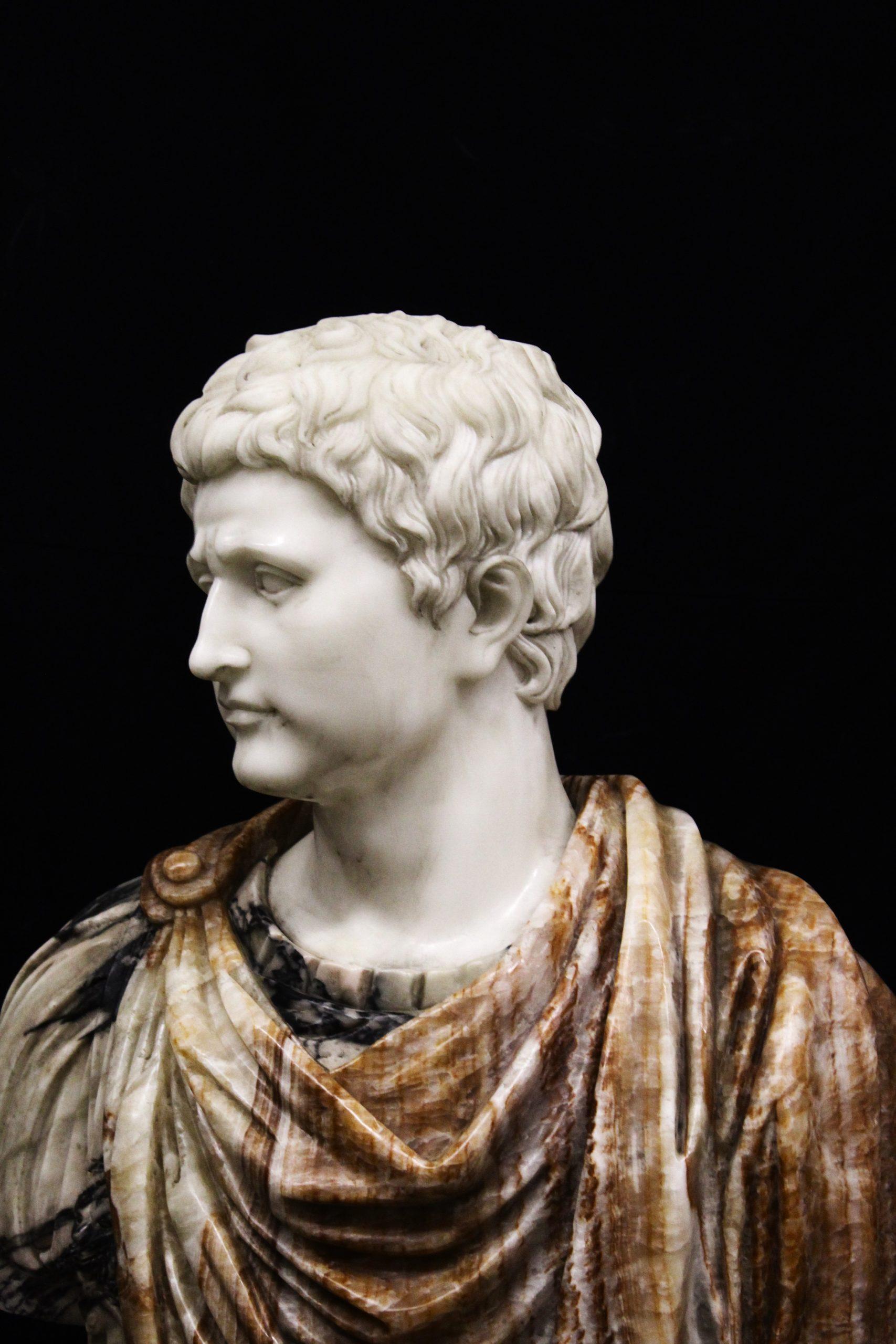 Bust of Emperor in polychrome marble, Bust in marble, sculpture in marble, Onyx In Good Condition For Sale In Rome, IT