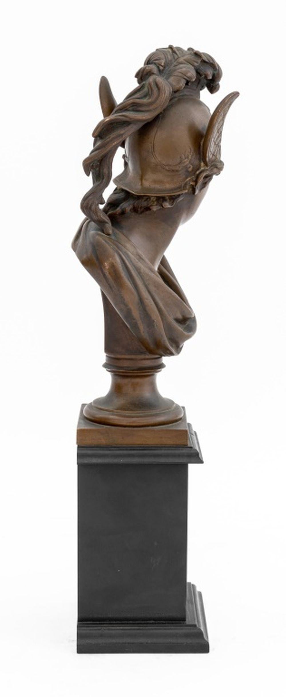Busto di Ettore il Troiano Scultura in bronzo In condizioni buone in vendita a Astoria, NY