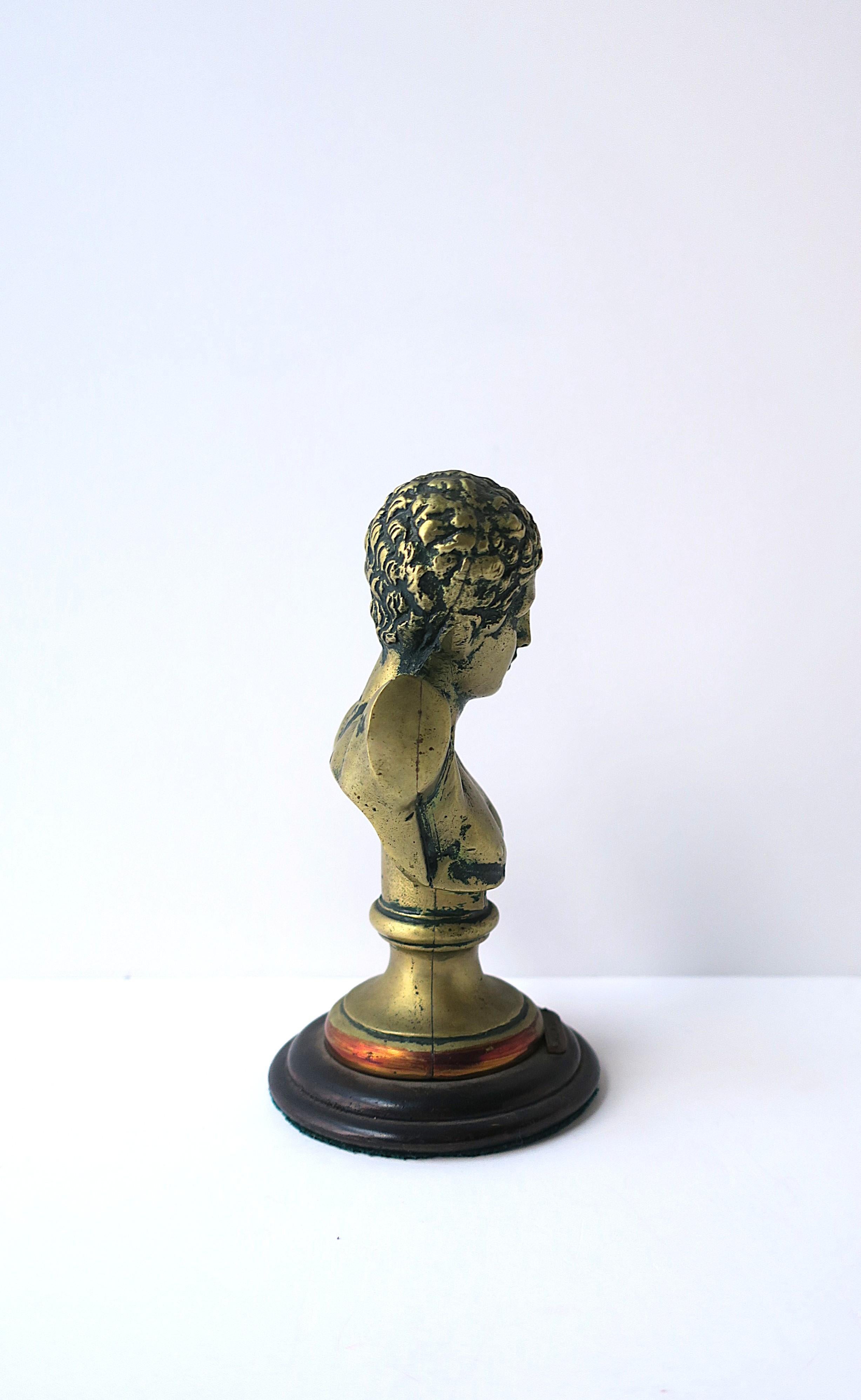 Bust of Hermes en vente 3