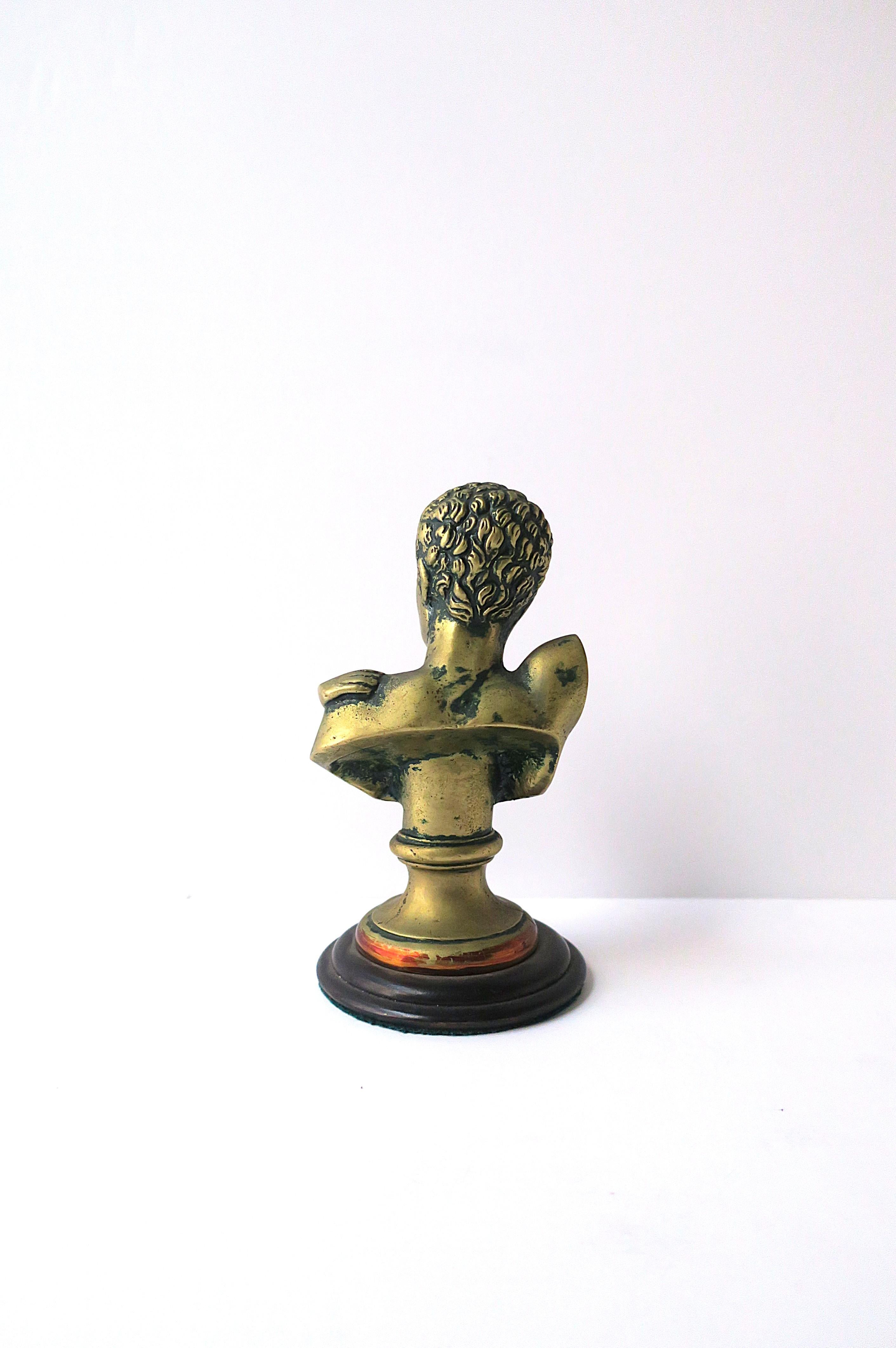 Bust of Hermes en vente 1
