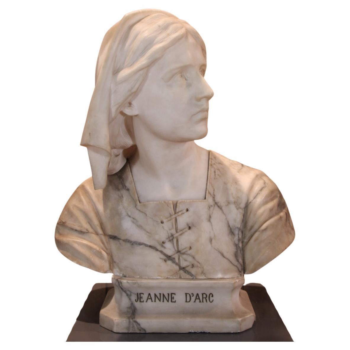 Bust Of Joan Of Arc In Marble And Alabaster, 19th Century, Giuseppe Bessi For Sale
