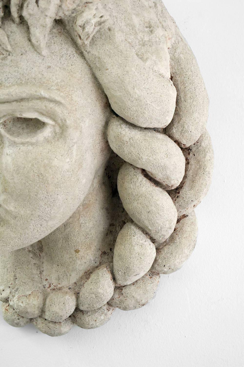 Bust sculpture in stone, XXth c. In Good Condition For Sale In Lisboa, PT