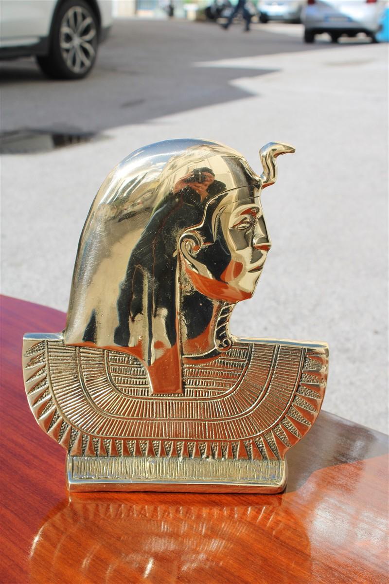 Buste sculpture en or en laiton massif représentant un empereur égyptien Design italien, années 1950.
