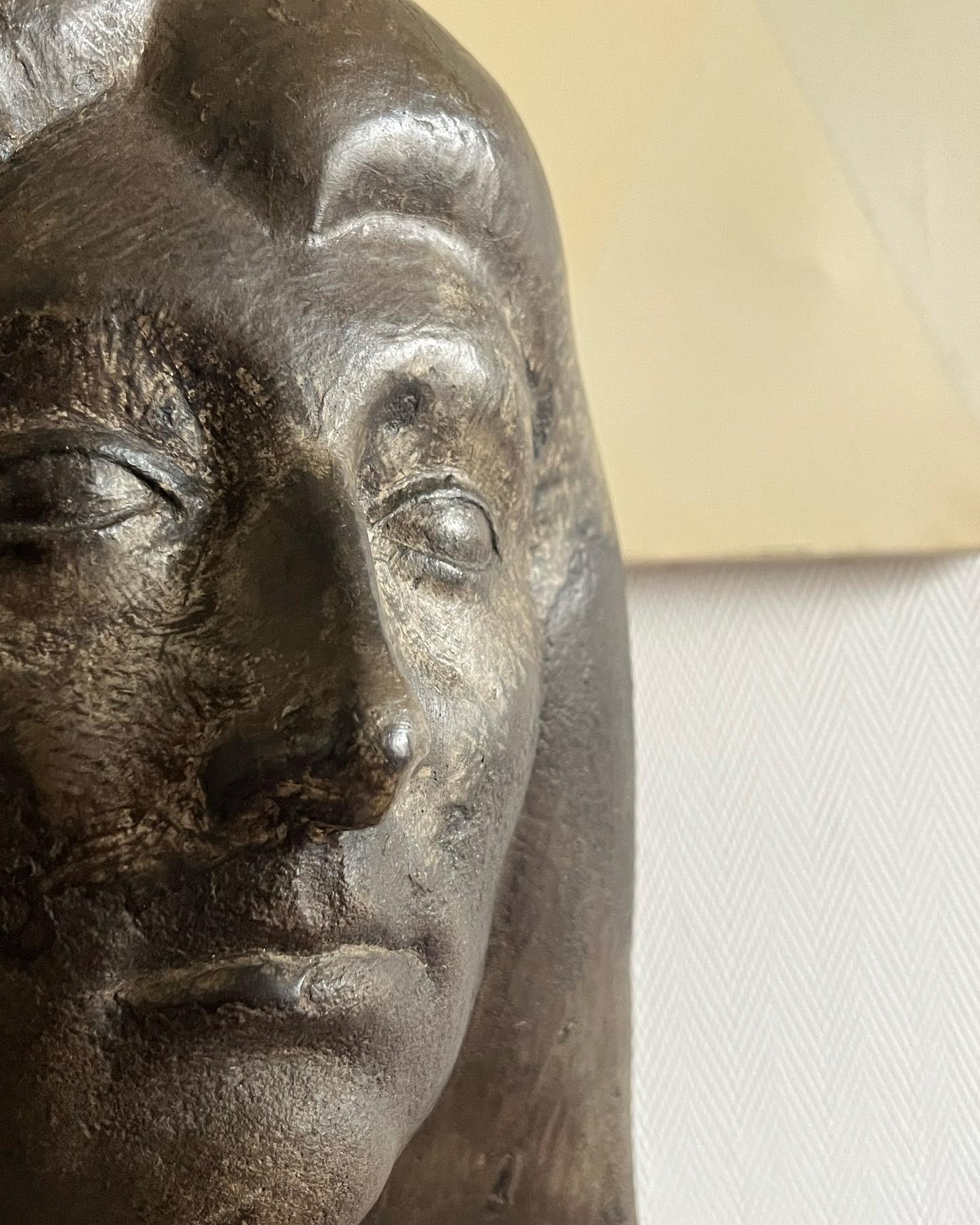 Brutalismo Busto di donna di Robert The 1960 in vendita