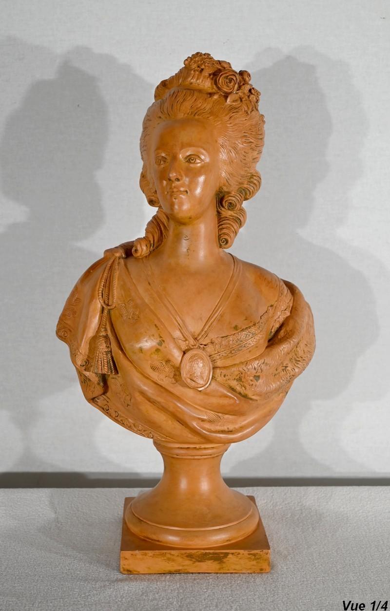 Francese Busto di Marie Antoinette in terracotta, dopo F. Lecomte - 1920 in vendita