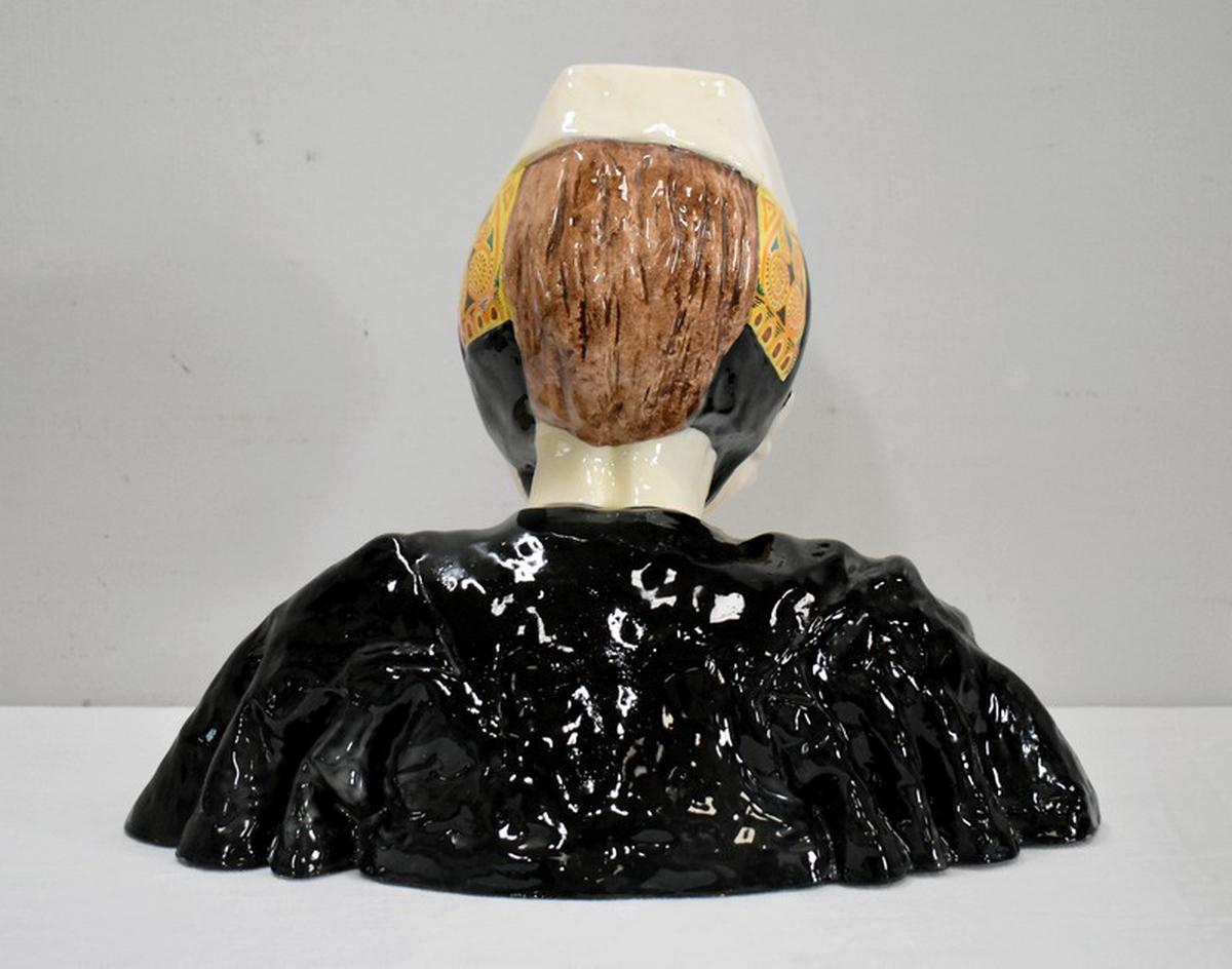 Busto in terracotta di una donna Bigoudène, di H. Porson - 1920/1930 in vendita 5