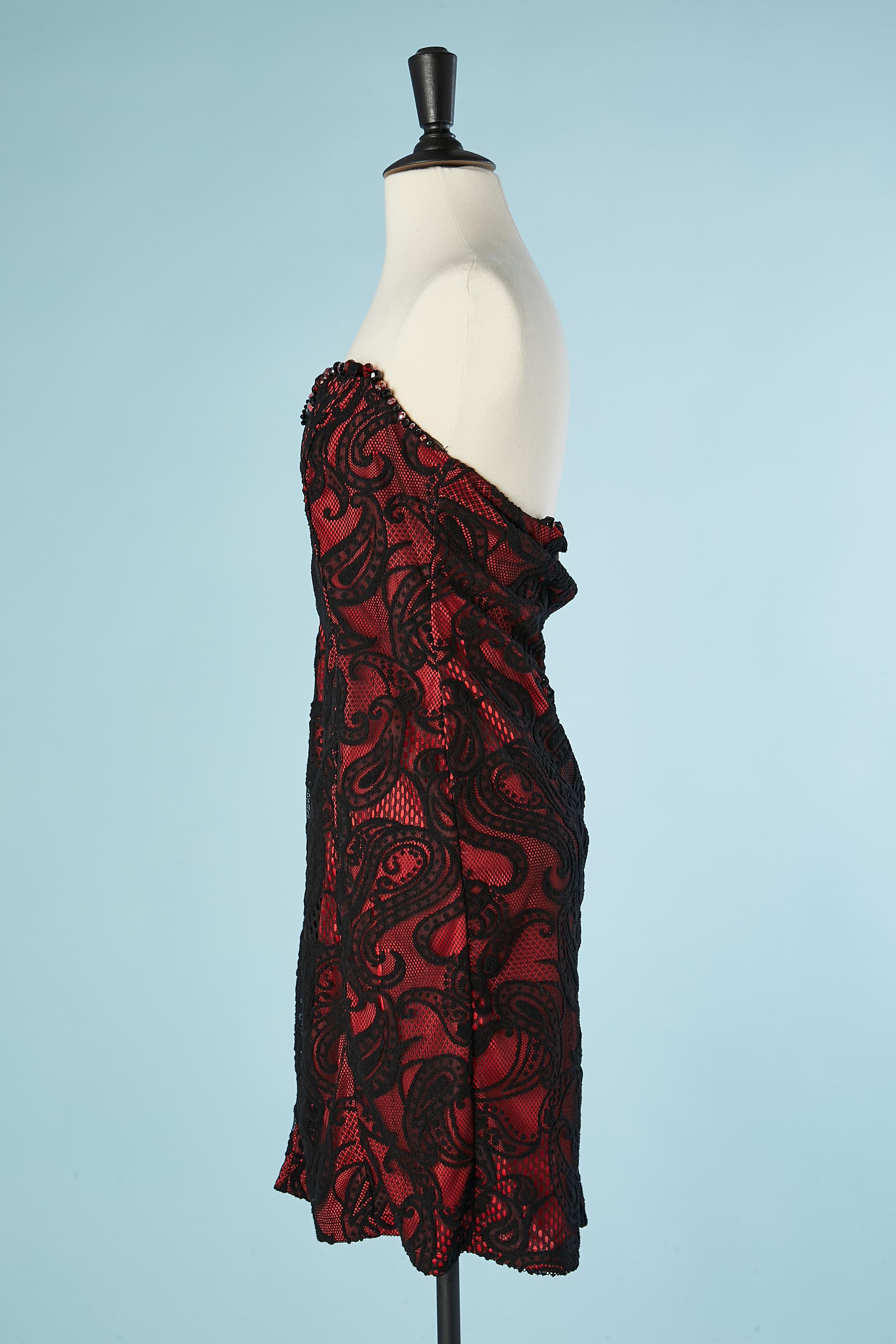 Bustier cocktail dress in black lace and red lycra with beads Romeo Gigli NEW For Sale 1