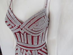 Robe de soirée à bustier en strass argenté