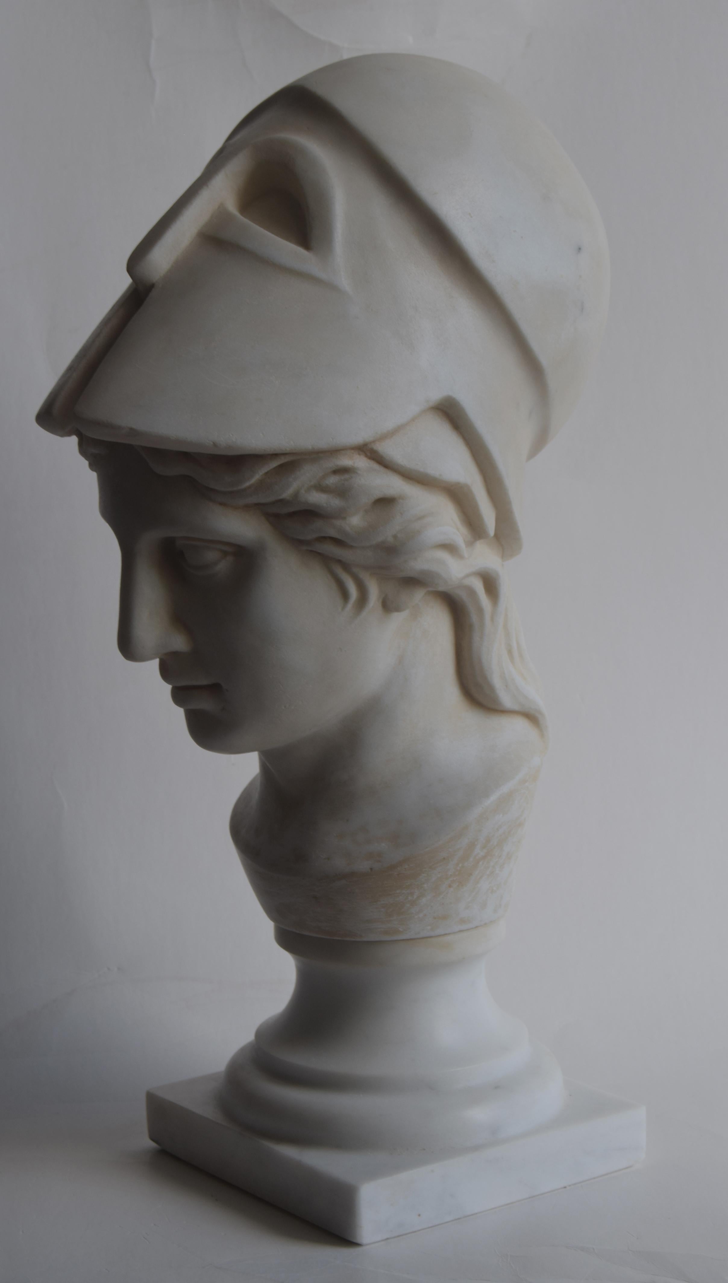 Scultura Atena, busto Minerva, scultura marmo bianco Carrara, scultura mitologia, scultura made in Italy
Bellissima scultura di una Testa Atena, realizzata in marmo bianco di Carrara posta su una base tornita sempre di bianco Carrara.
Modello
