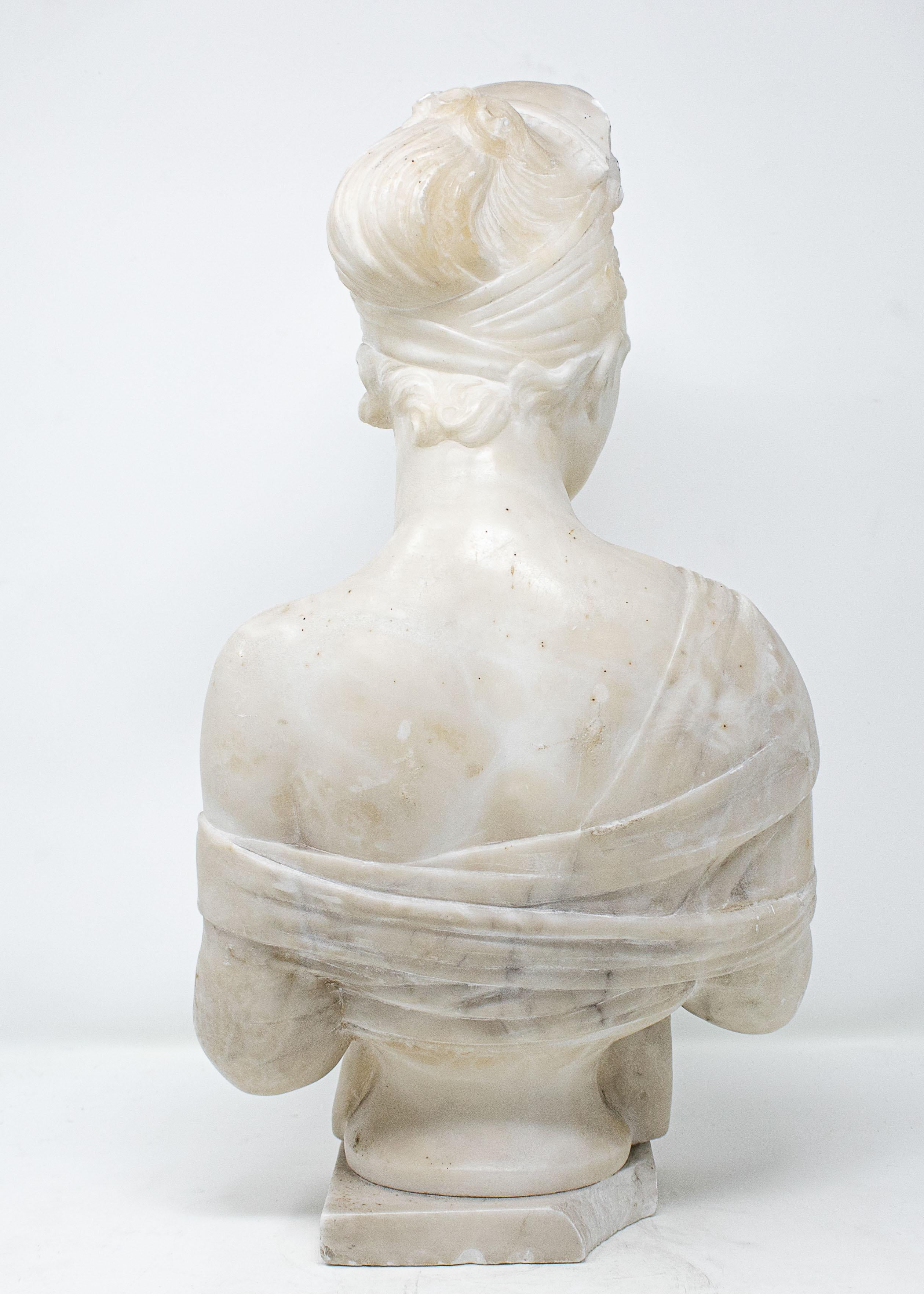 Bust of Juliette Récamier, Alabaster, 19th century  For Sale 6