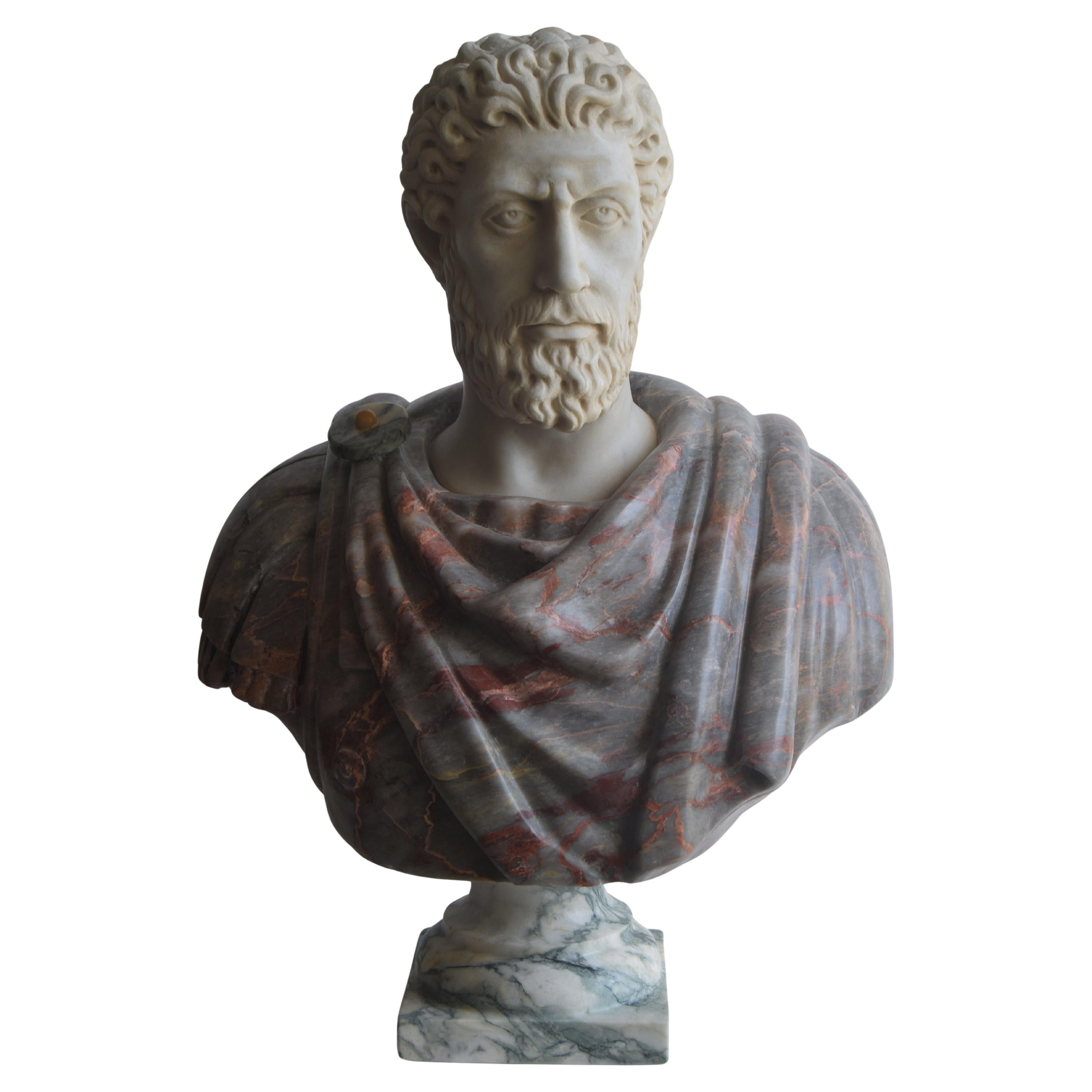 Büste des Marcus Aurelius aus polychromem Marmor - hergestellt in Italien