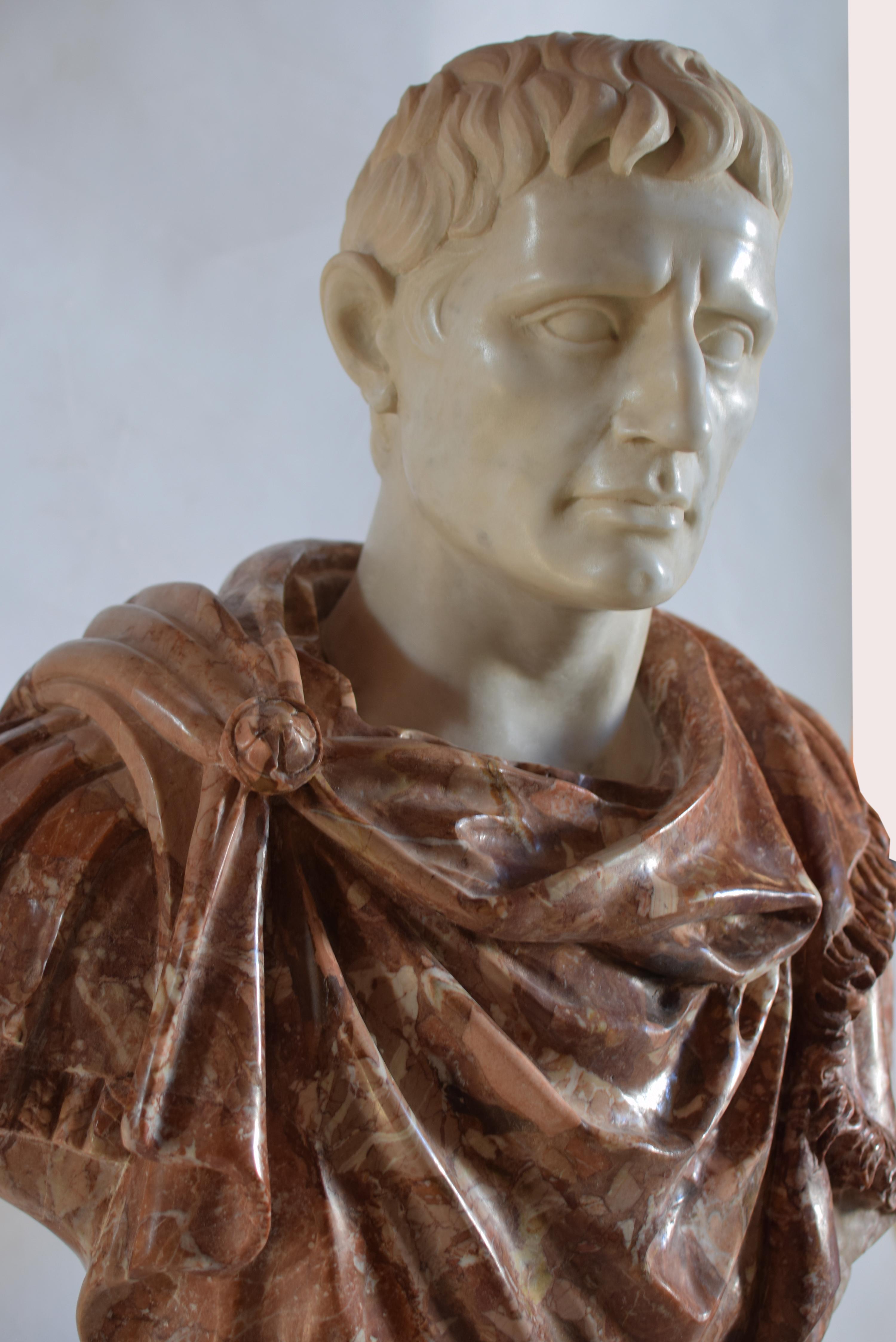 Italian Busto di Ottaviano Augusto in breccia pernice e marmo bianco Carrara -made Italy For Sale