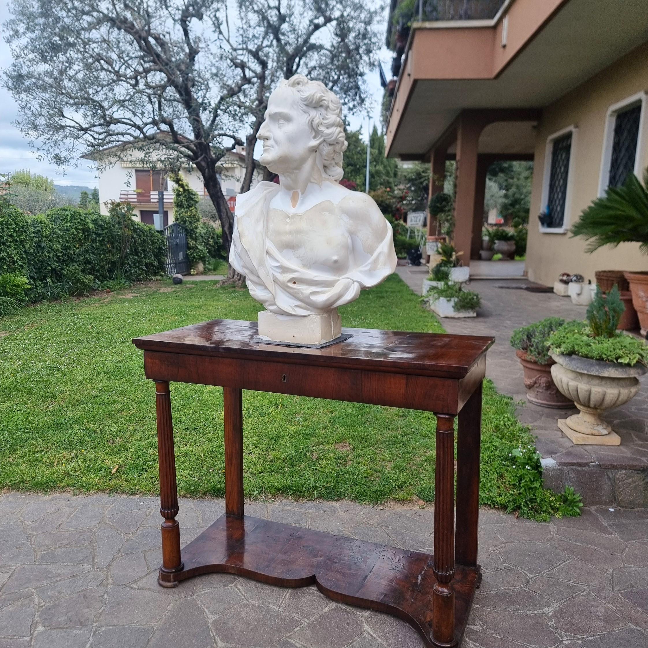 Busto di Uomo Virile in Gesso 800 di Alta Qualità in vendita 3