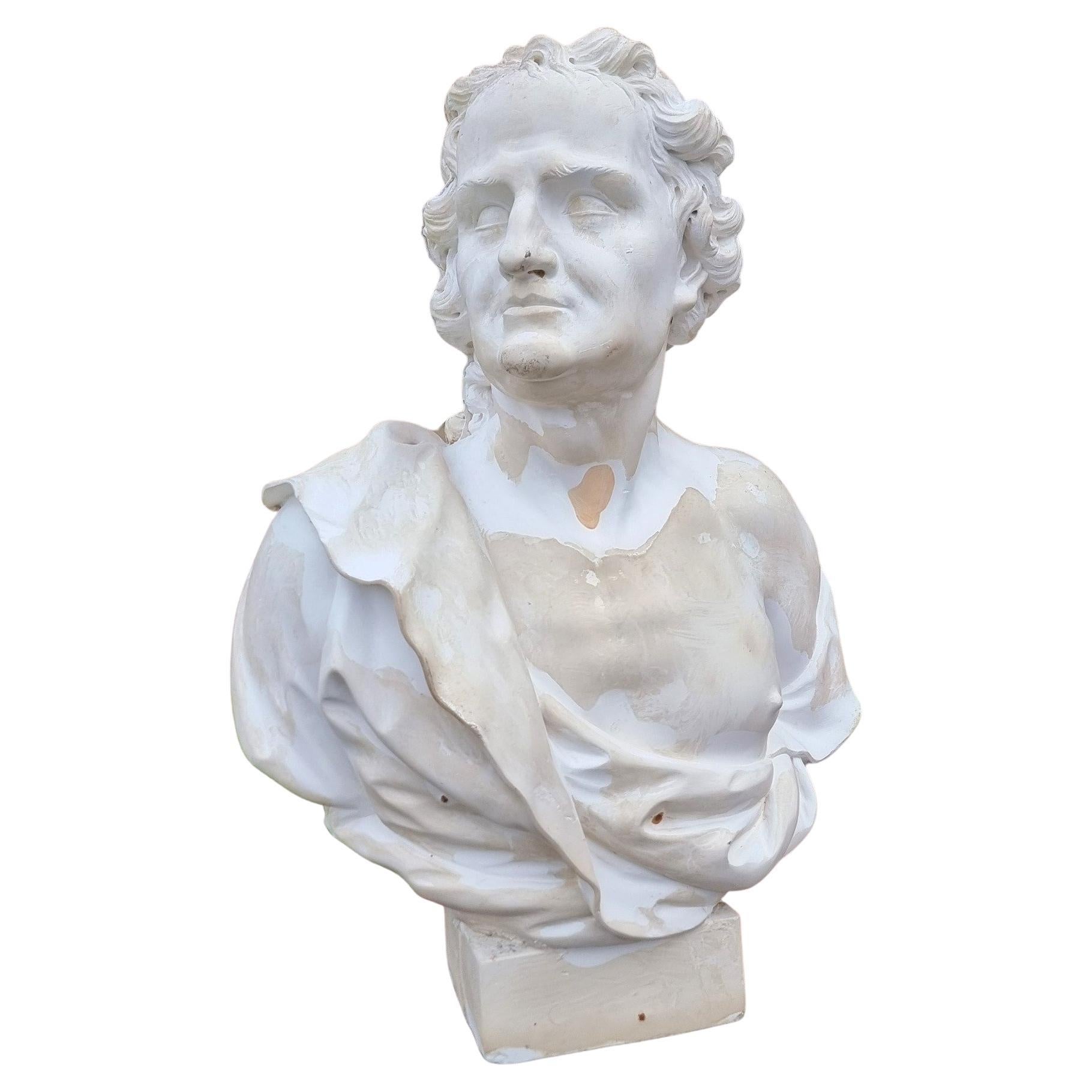 Busto di Uomo Virile in Gesso 800 di Alta Qualità in vendita